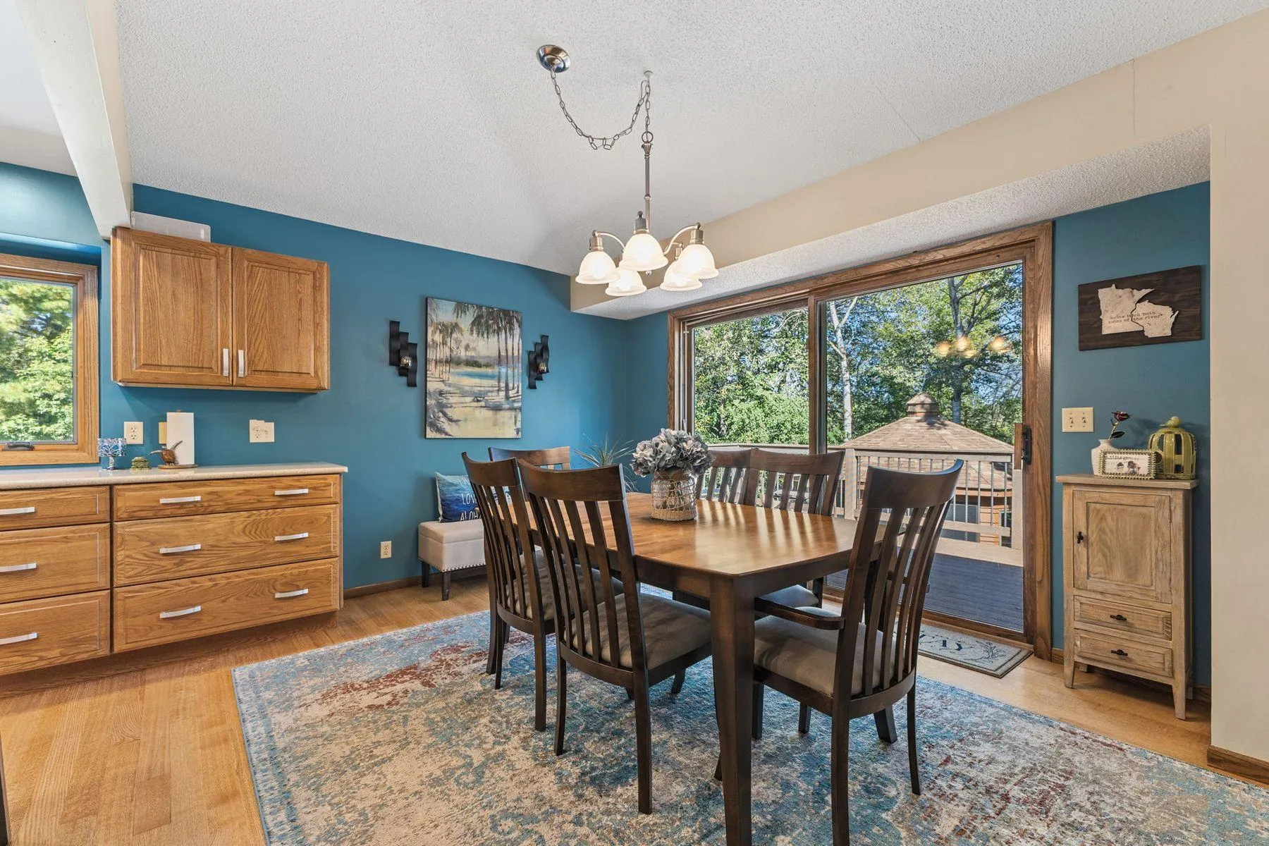 Photo 6 of 1615 Laurel Avenue