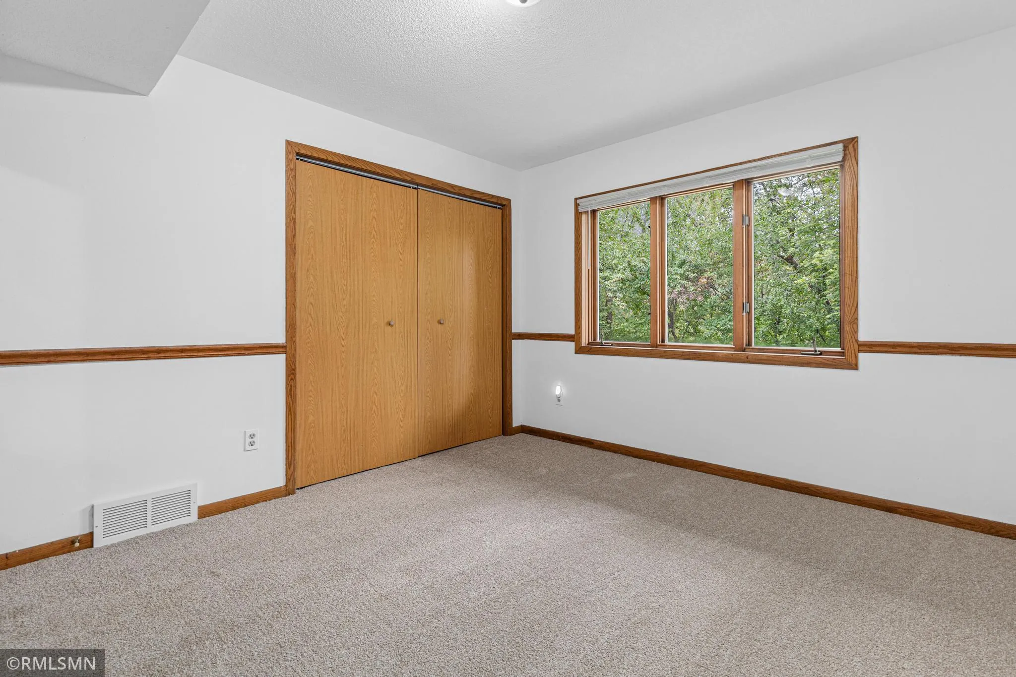 Photo 18 of 453 Hunter Hill Road