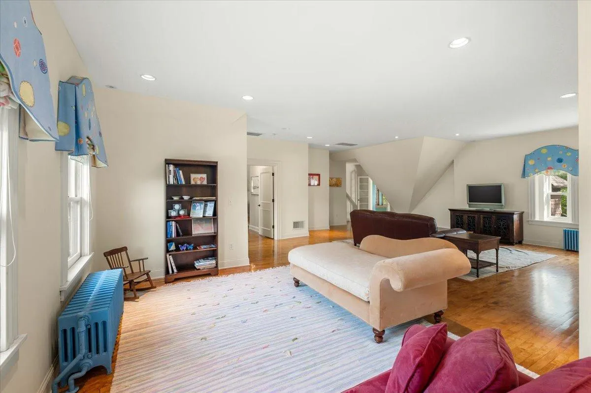 Photo 74 of 633 Fairmount Avenue