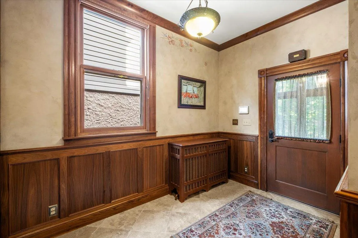 Photo 90 of 633 Fairmount Avenue