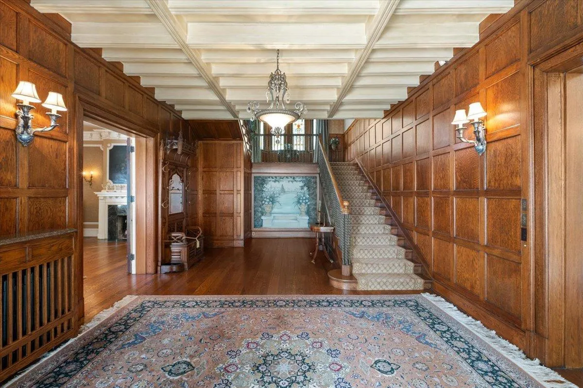 Photo 11 of 633 Fairmount Avenue