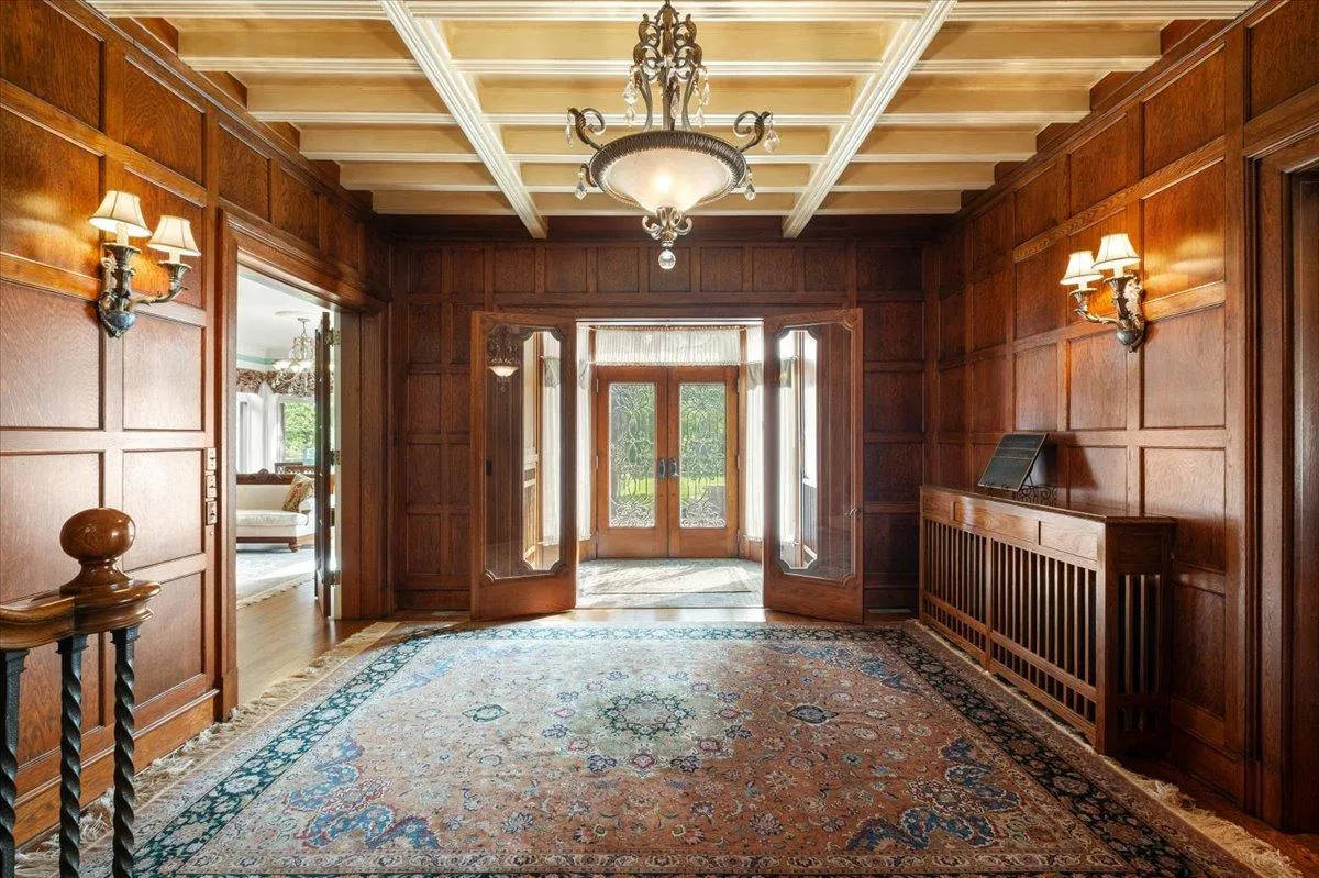 Photo 10 of 633 Fairmount Avenue