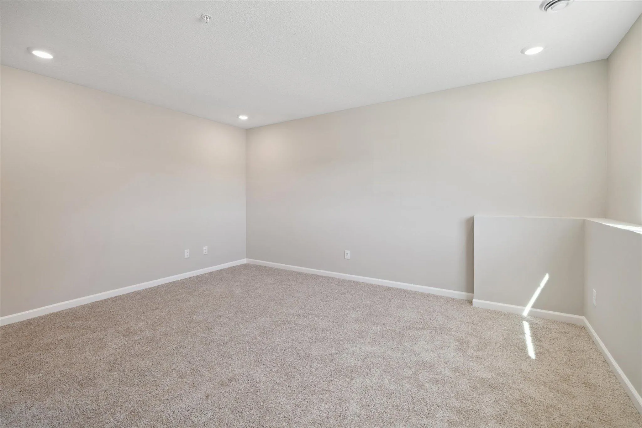 Photo 16 of 10364 Birchwood Circle