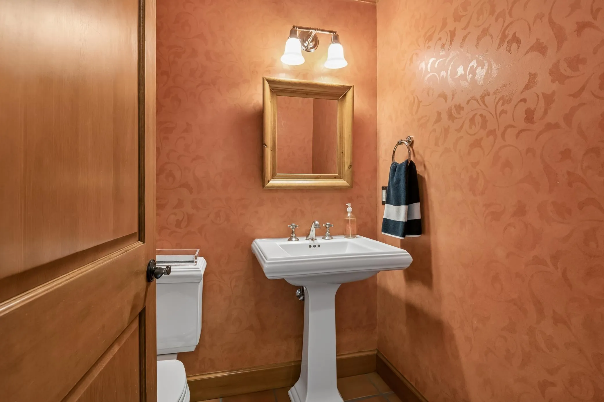 Photo 22 of 4051 Linden Hills Boulevard