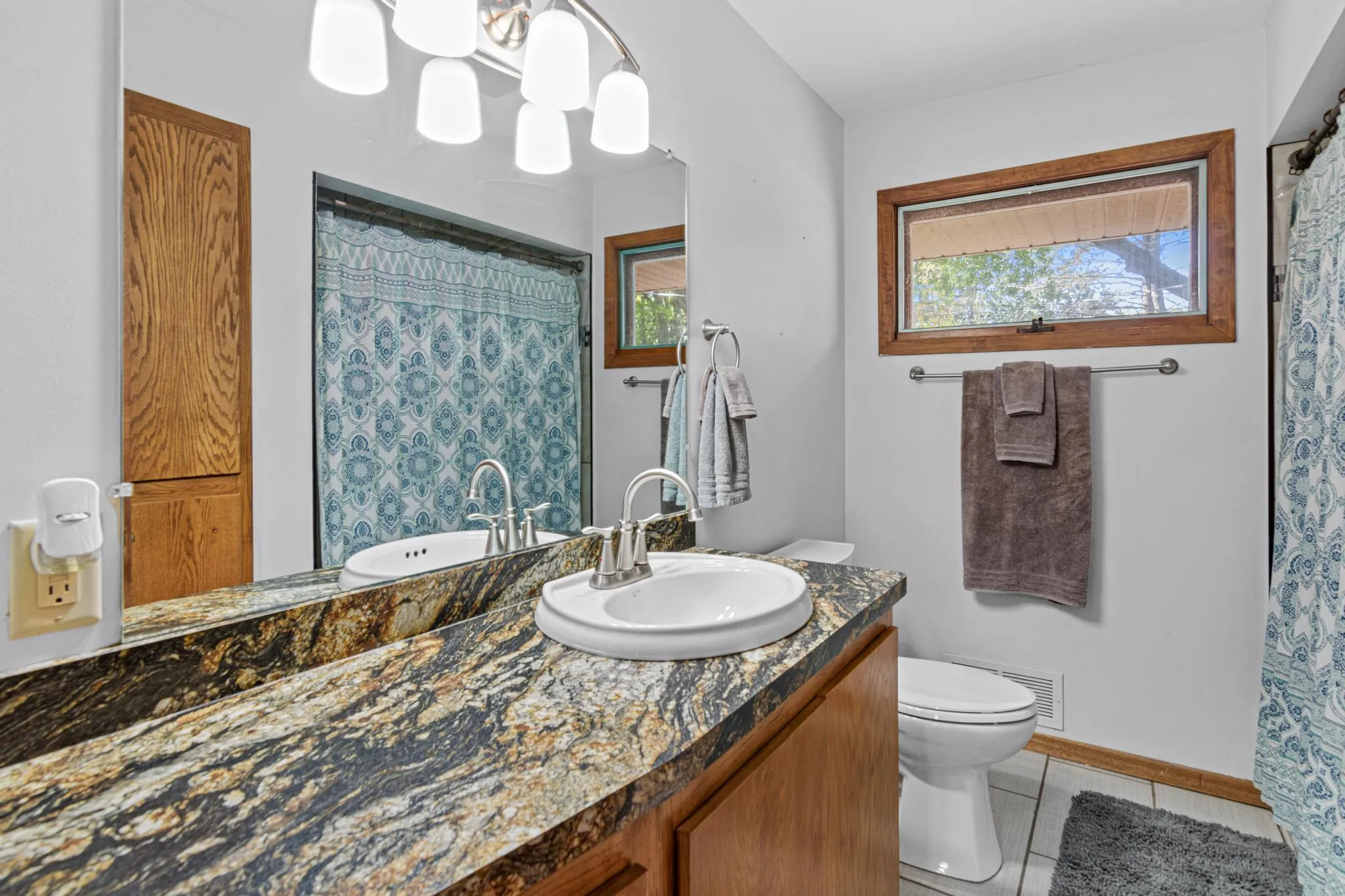 Photo 15 of 2949 Northview Street