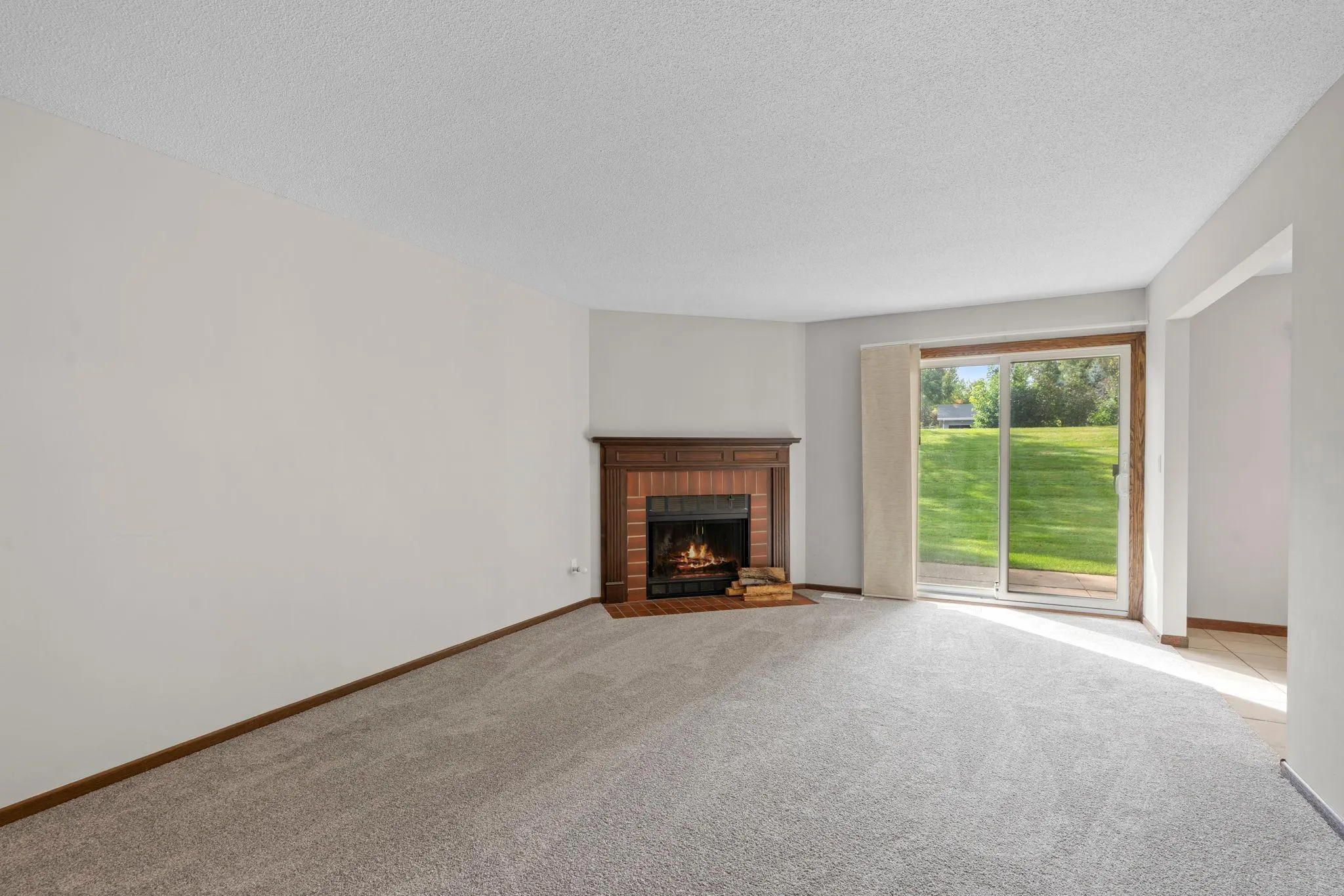 Photo 6 of 5137 Balmoral Lane