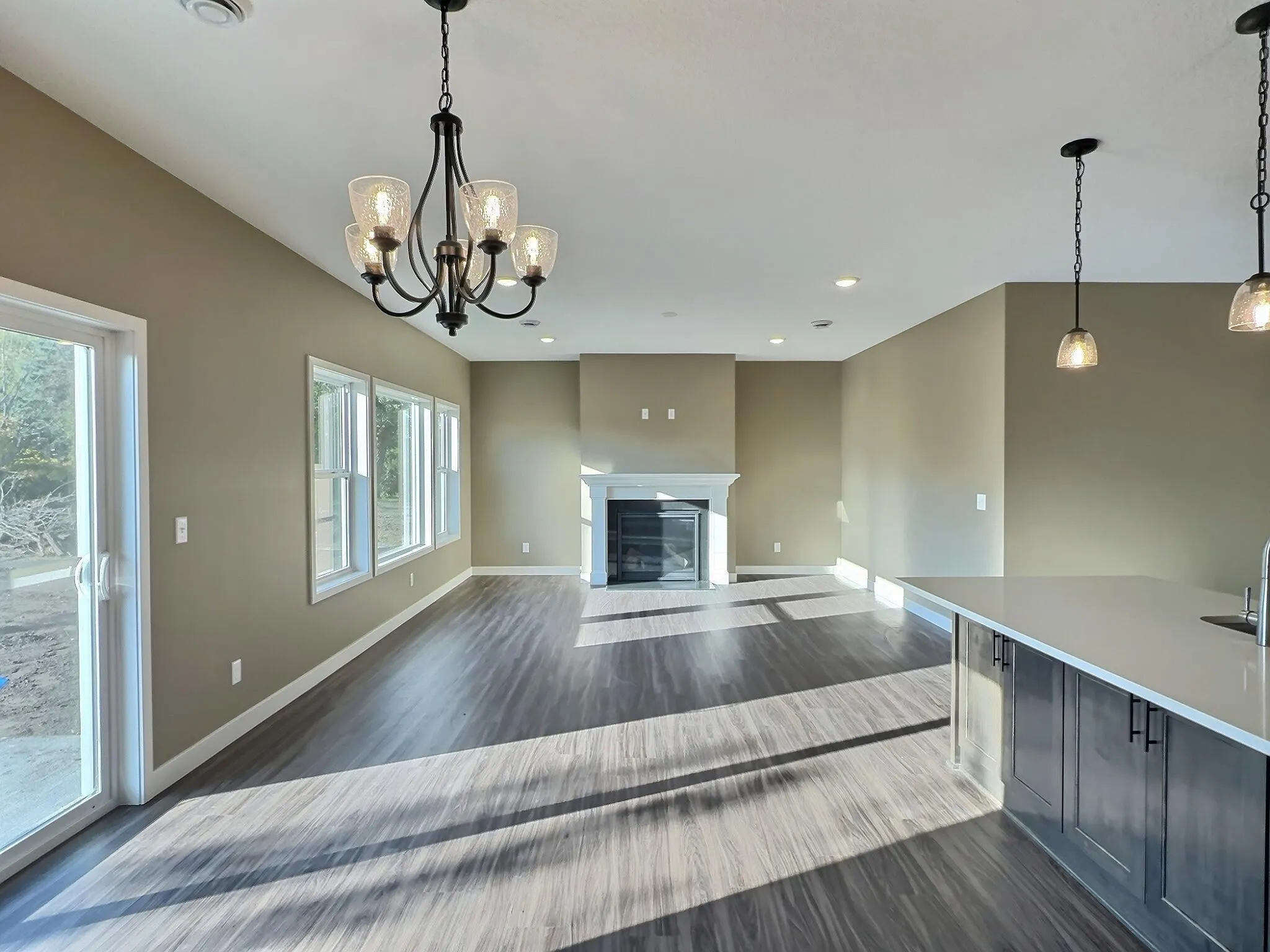 Photo 11 of 454 Marian Drive