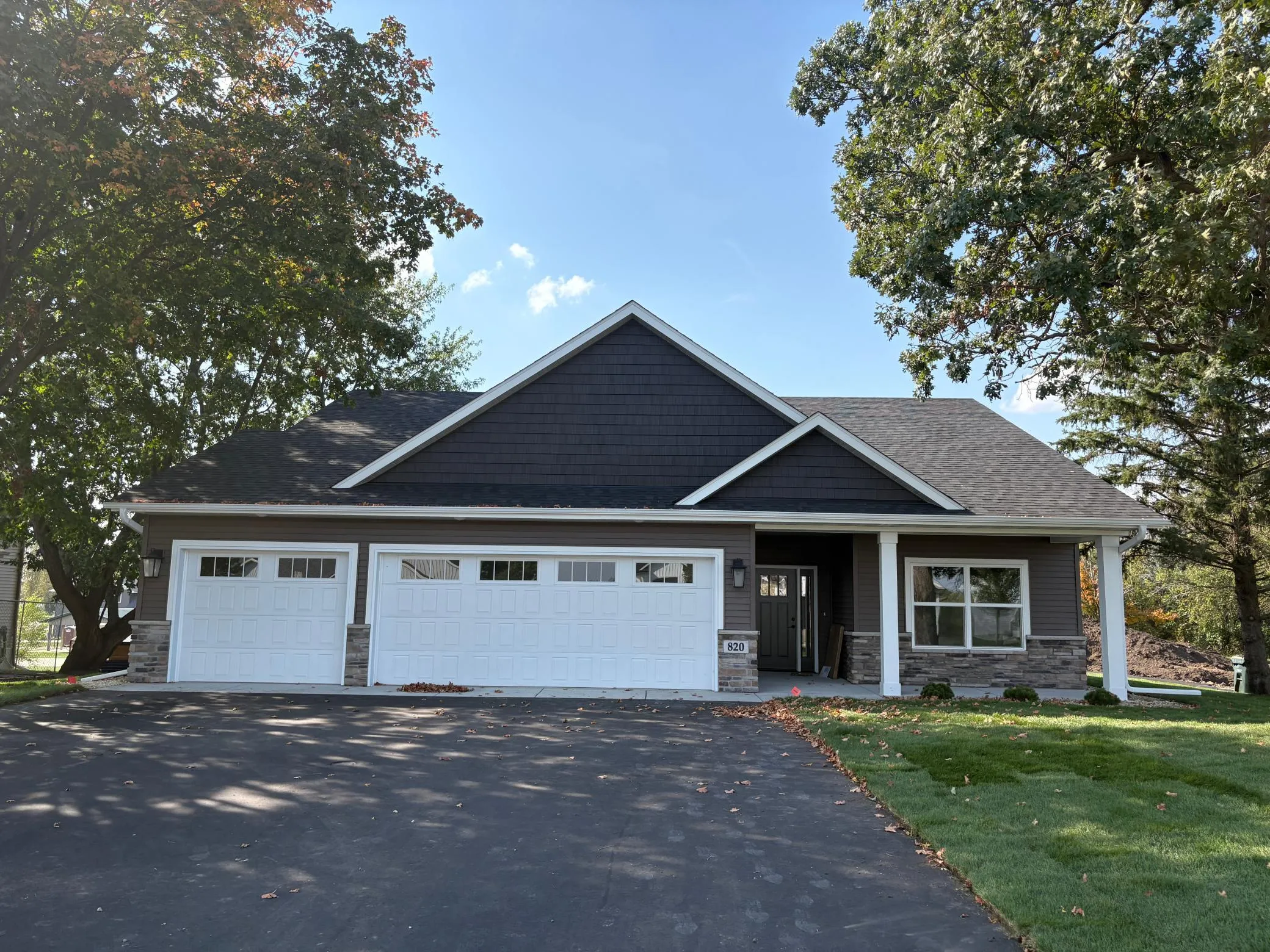 Photo 2 of 454 Marian Drive