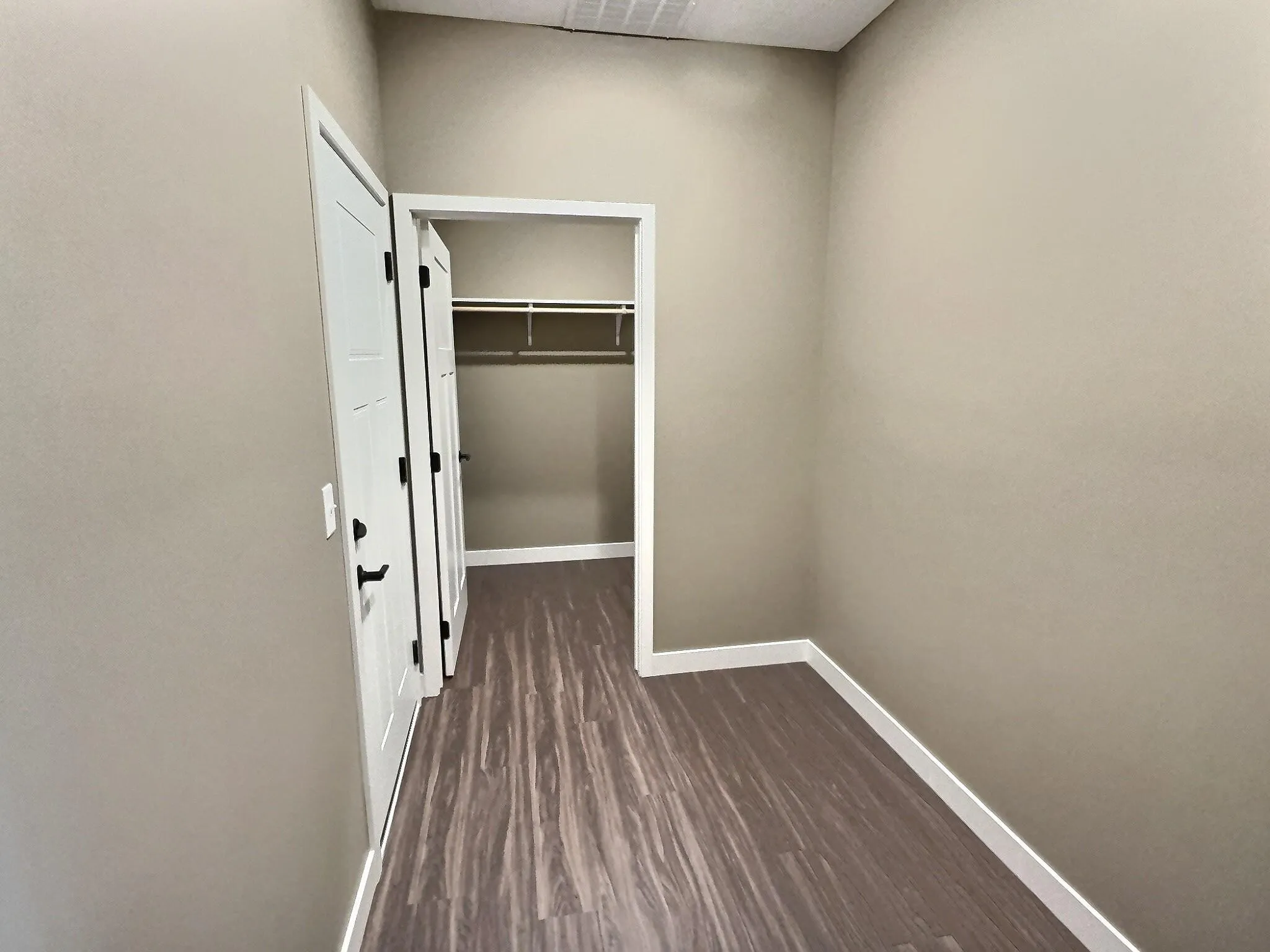 Photo 4 of 454 Marian Drive