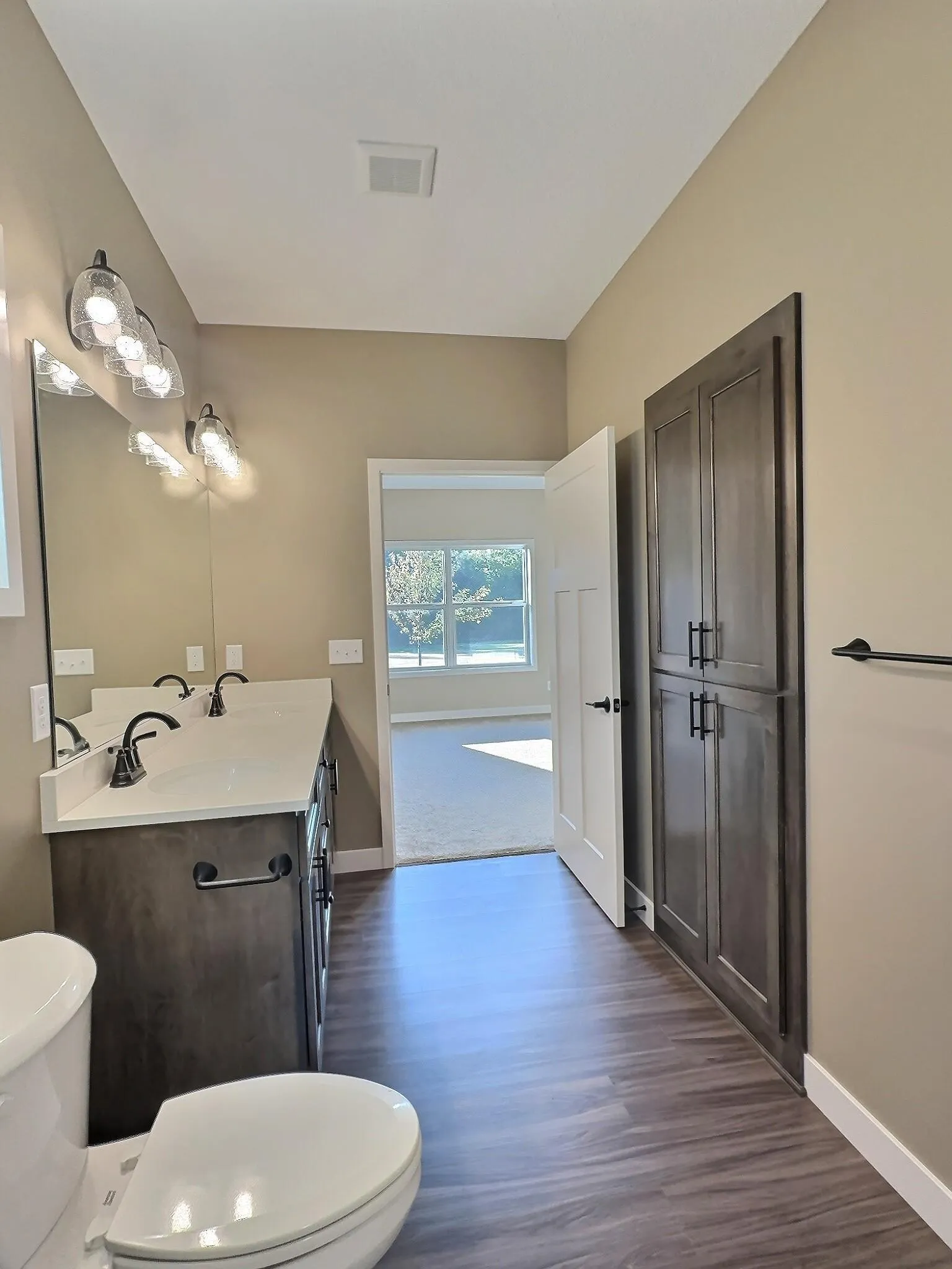 Photo 18 of 454 Marian Drive