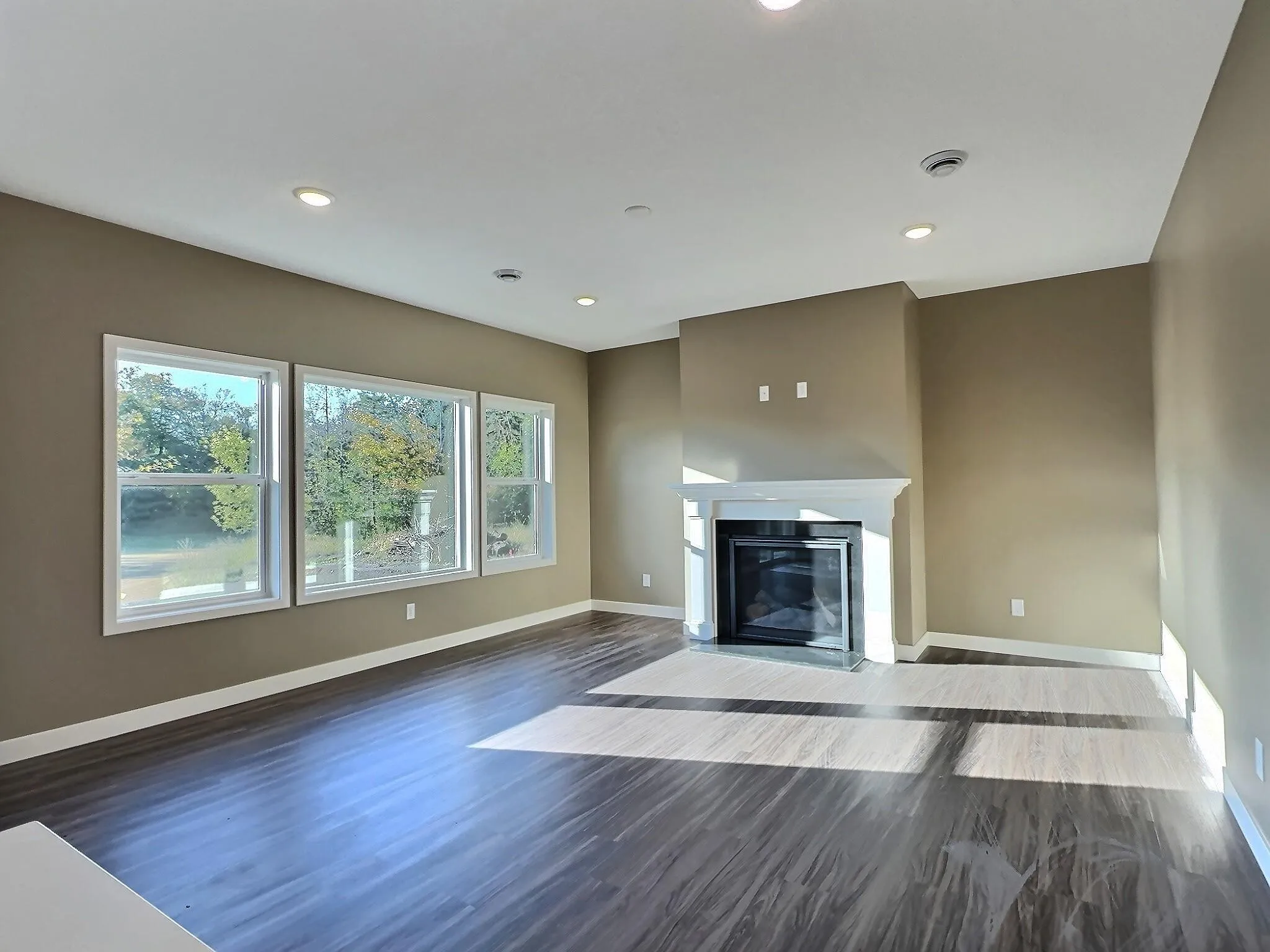 Photo 10 of 454 Marian Drive