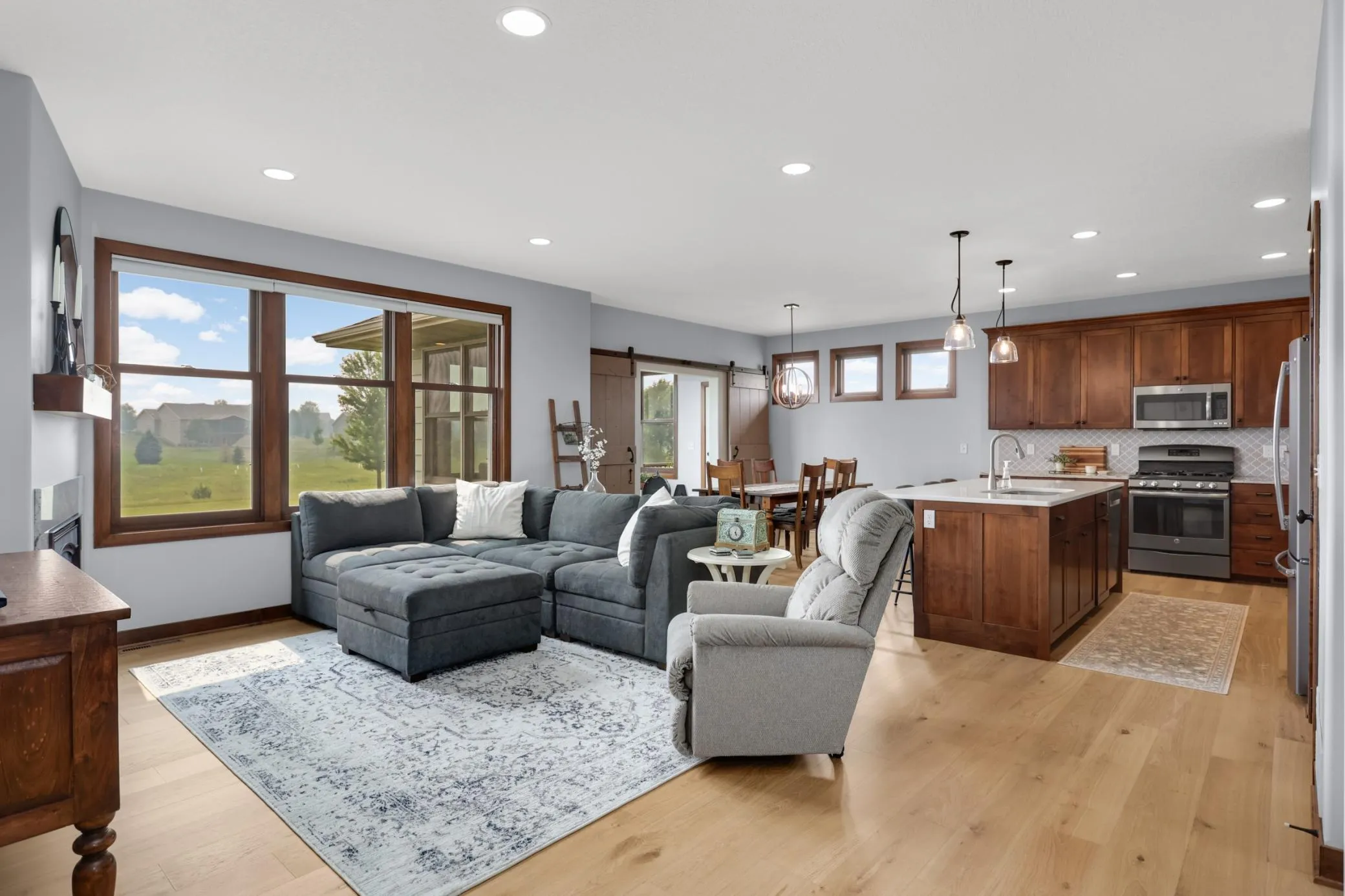 Photo 4 of 12836 96th Ne Street