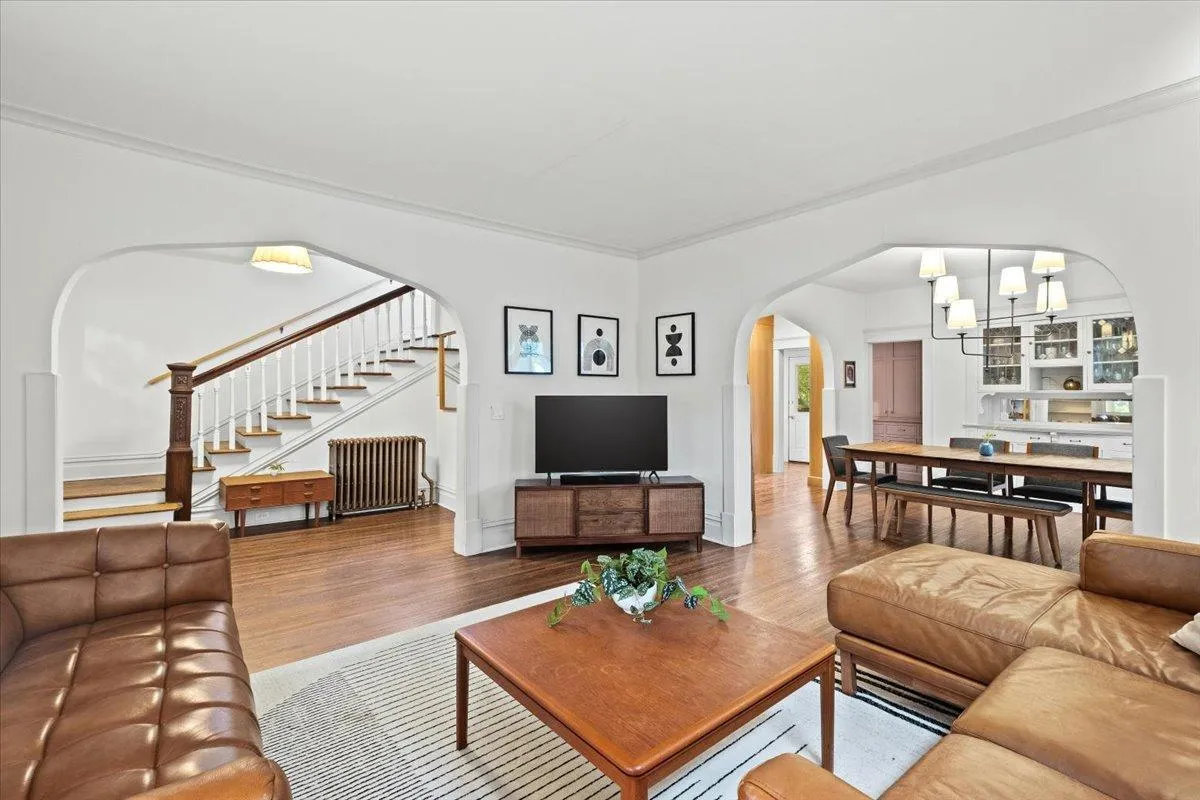 Photo 10 of 2031 Lincoln Avenue