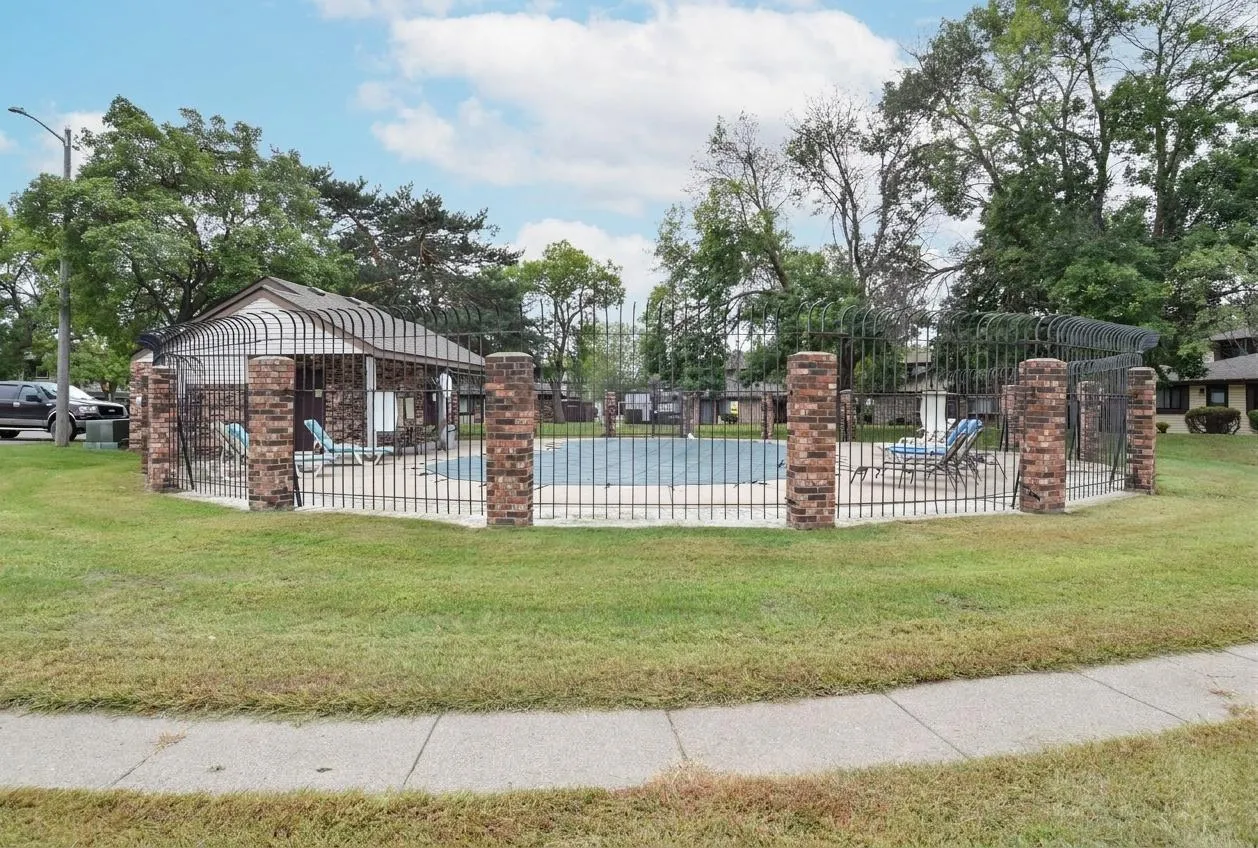 Photo 15 of 6410 83rd N Court