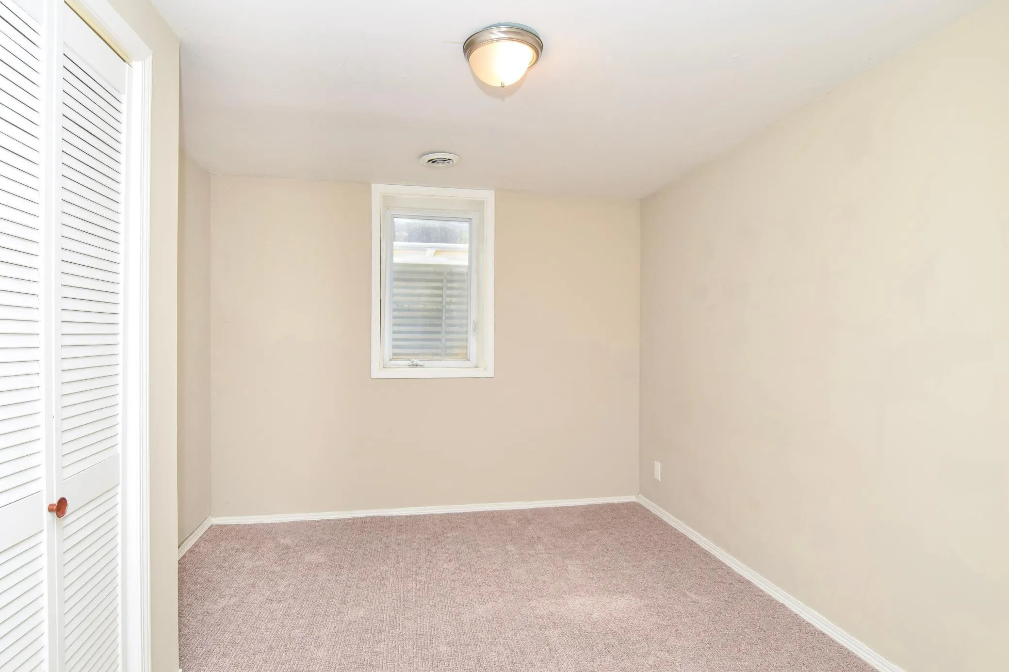 Photo 13 of 6410 83rd N Court