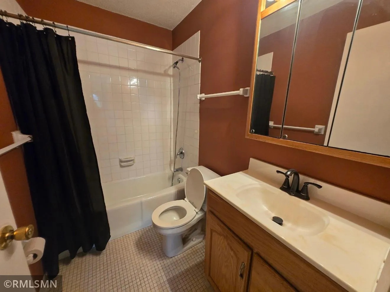 Photo 9 of 2800 Hillsboro N Avenue Unit 315