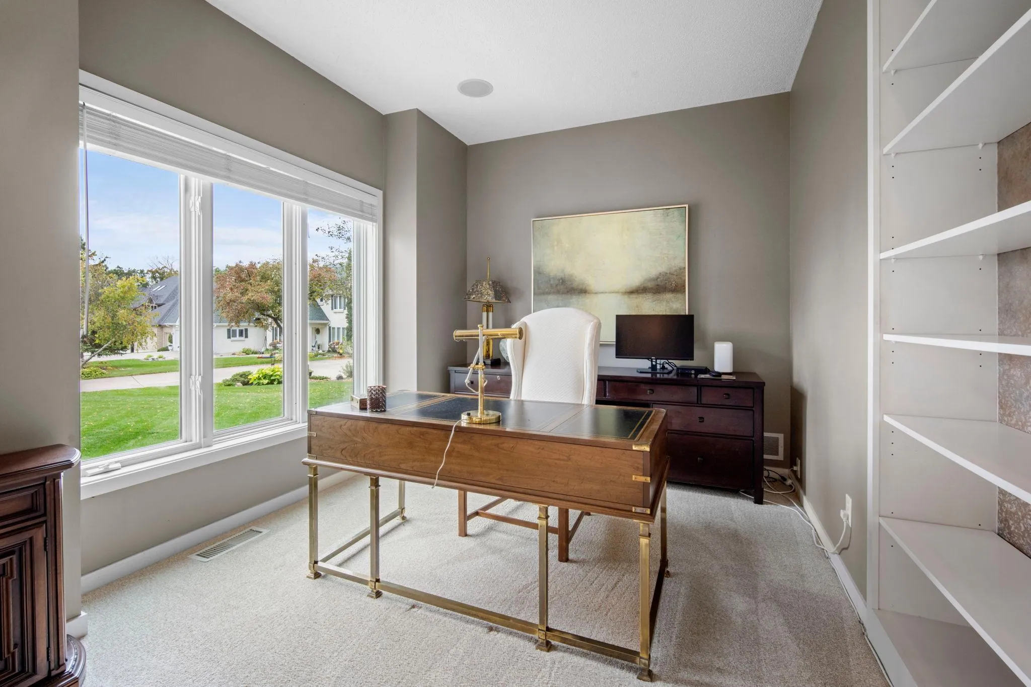 Photo 12 of 4750 Goldenrod N Lane