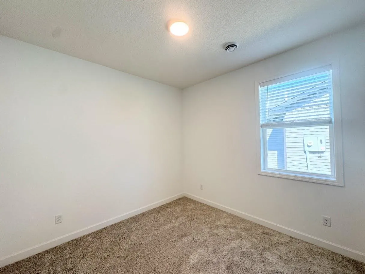 Photo 10 of 750 Vista Court