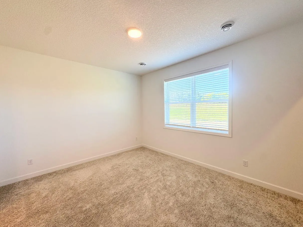 Photo 6 of 750 Vista Court
