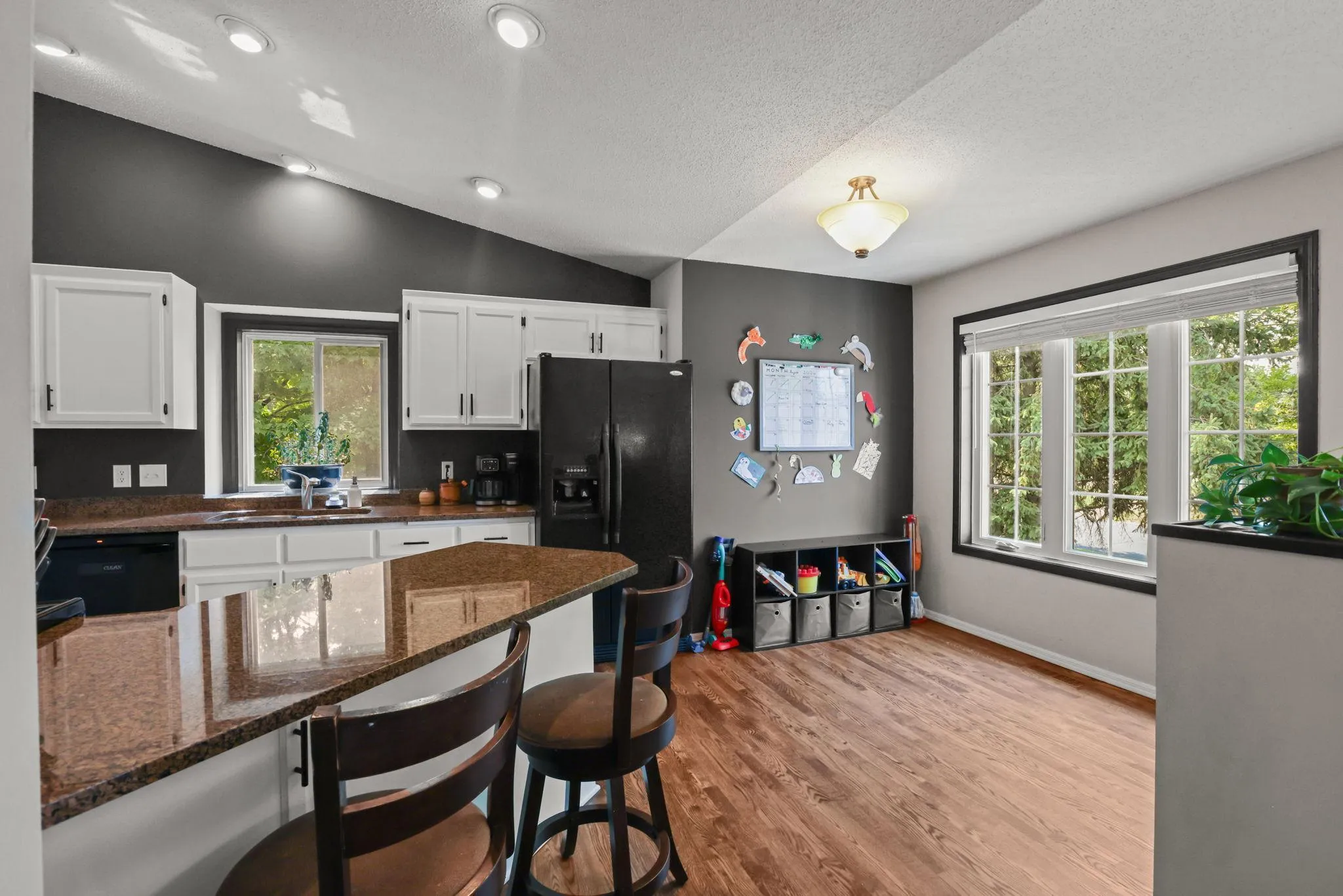 Photo 5 of 7600 Palomino Lane