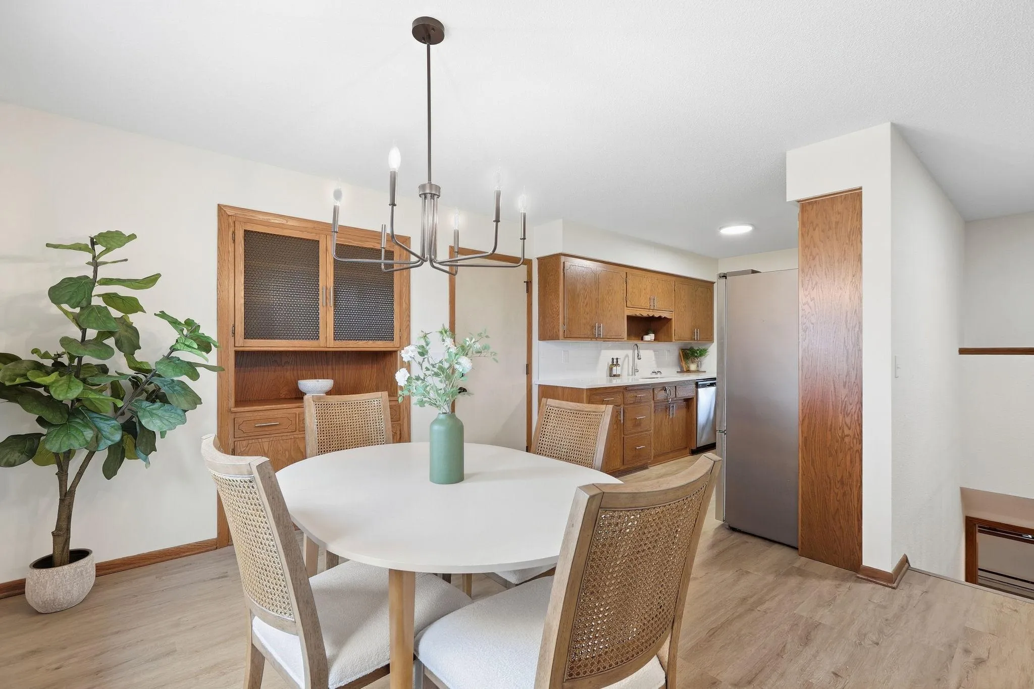 Photo 6 of 10225 Jersey Avenue
