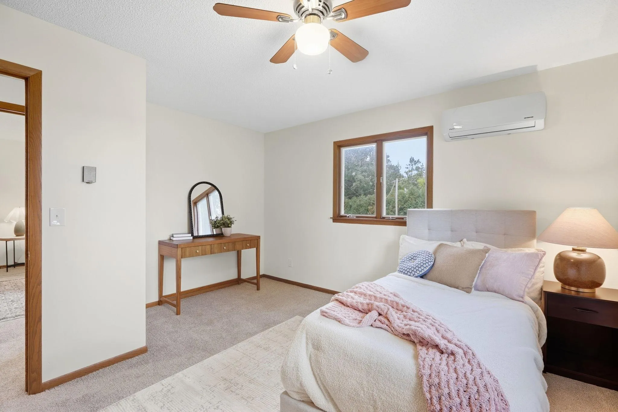 Photo 16 of 10225 Jersey Avenue