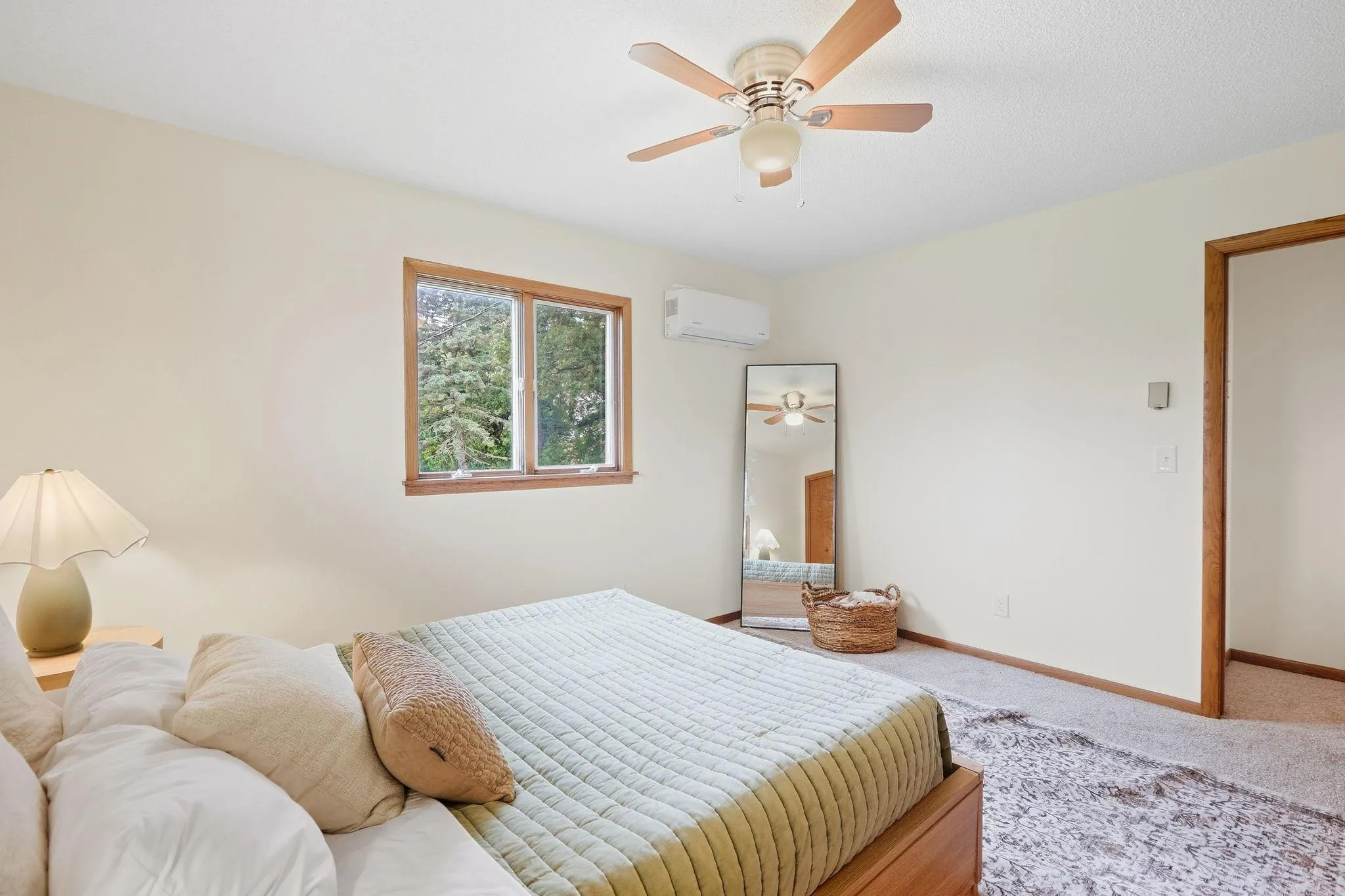 Photo 14 of 10225 Jersey Avenue