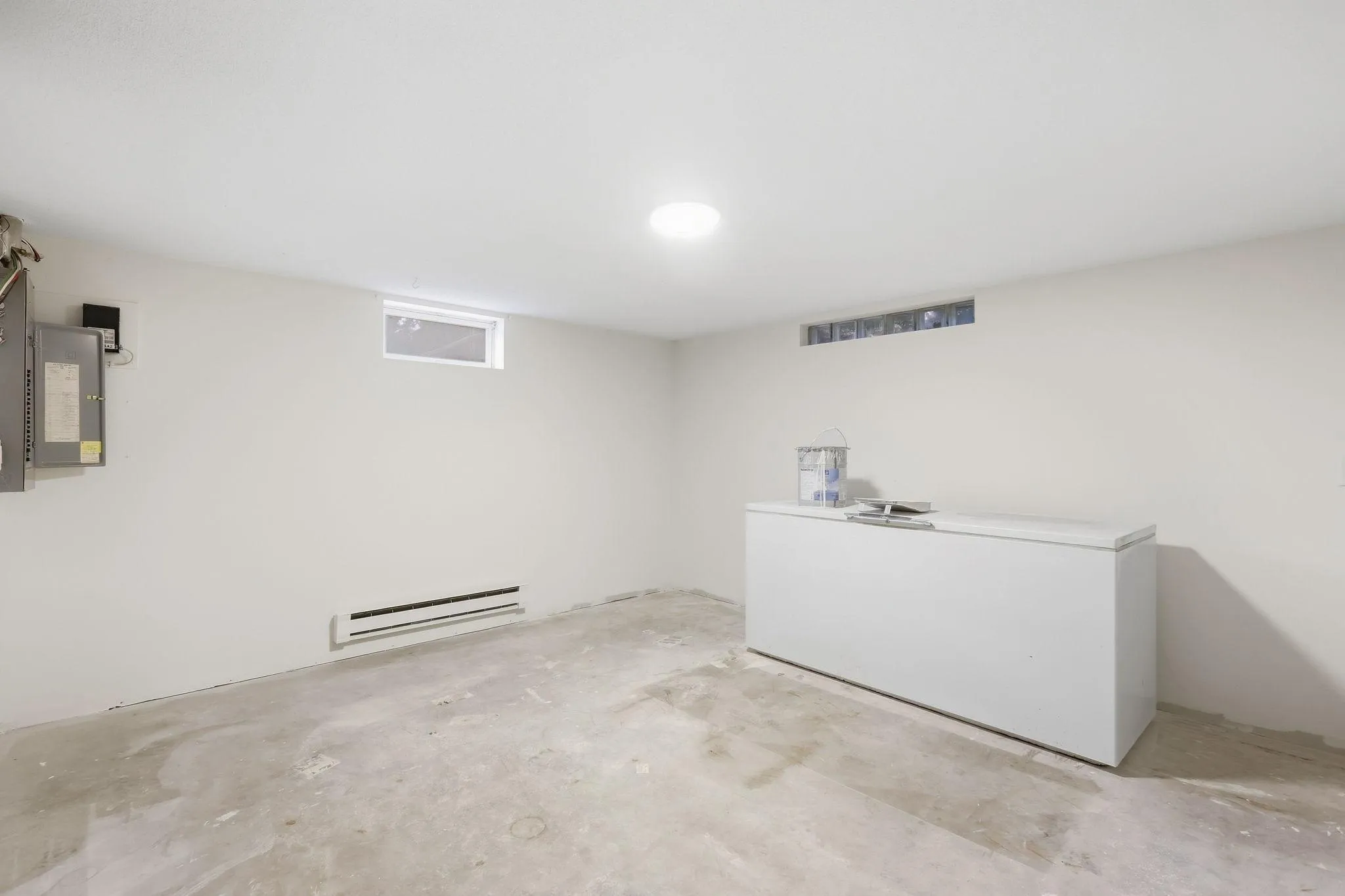 Photo 33 of 10225 Jersey Avenue