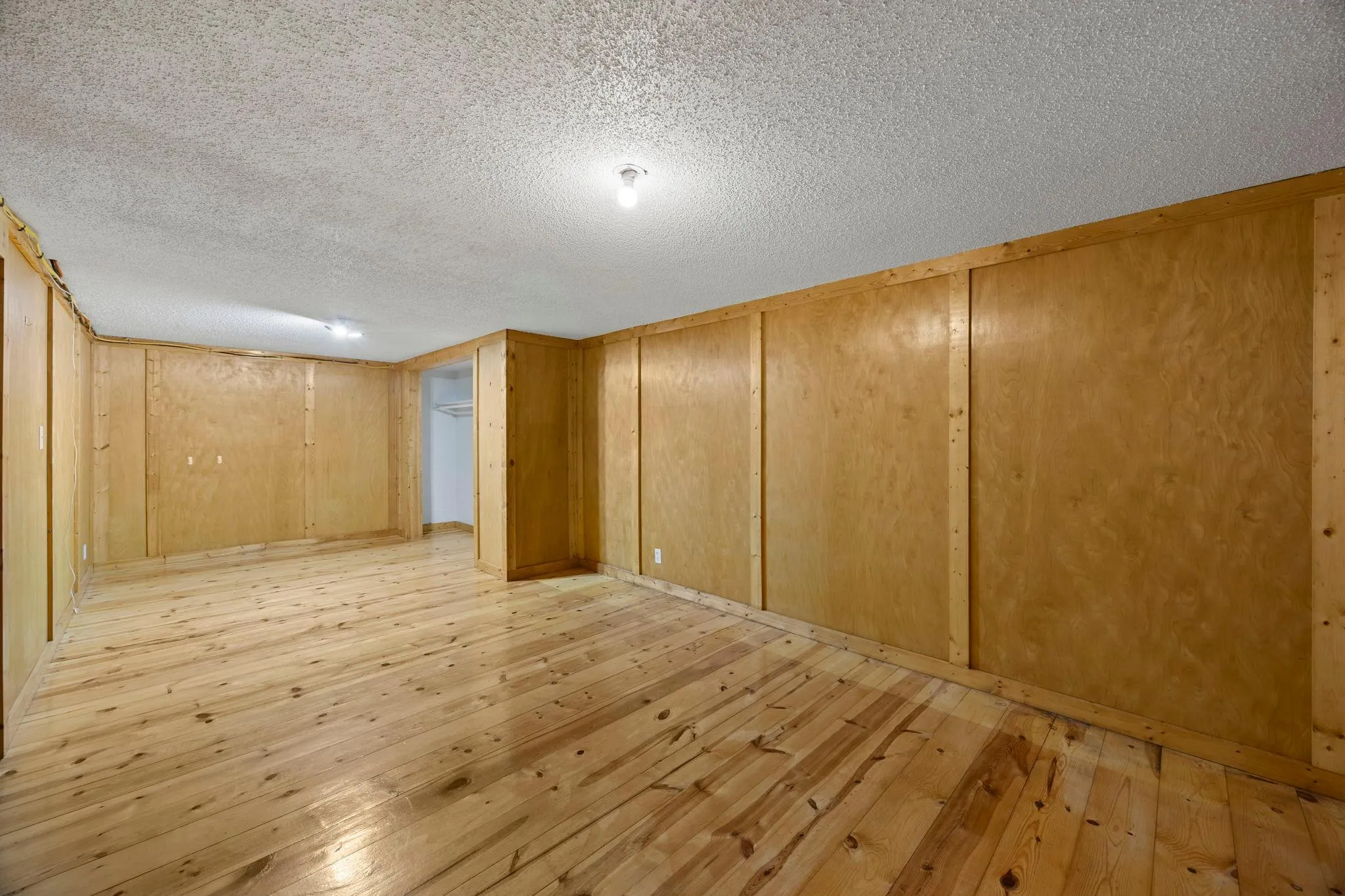 Photo 30 of 29614 Innsbrook Avenue