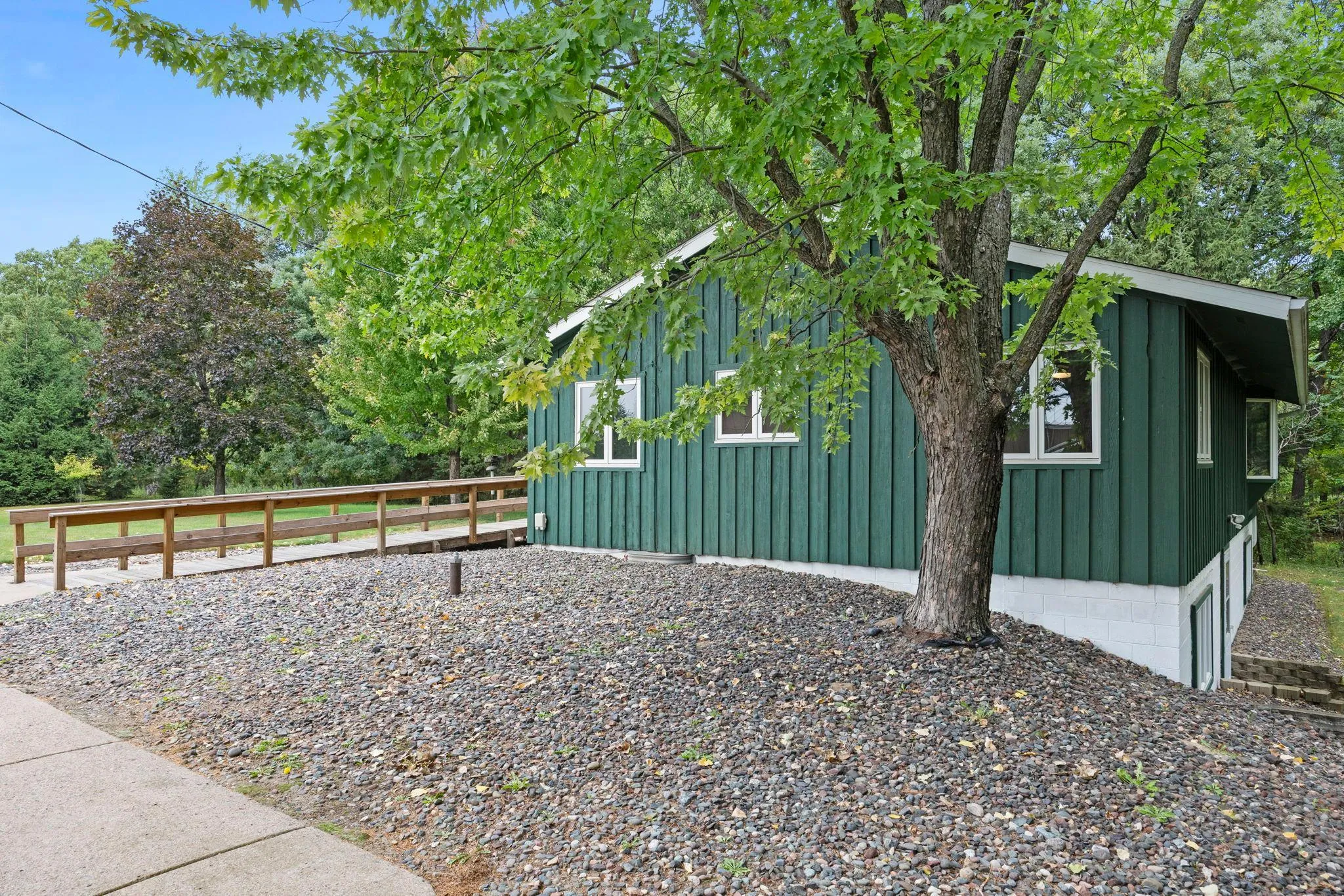 Photo 6 of 29614 Innsbrook Avenue