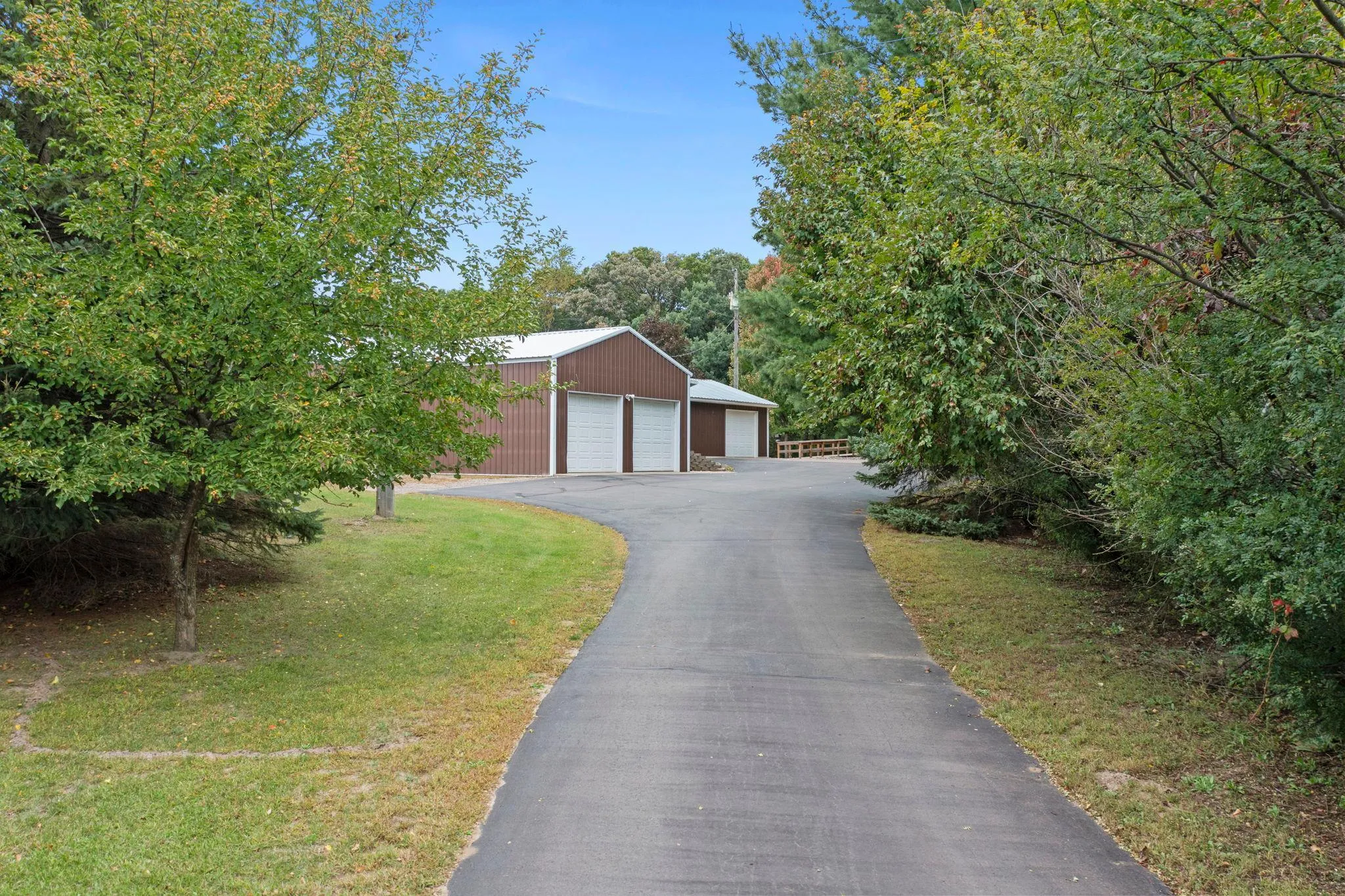 Photo 42 of 29614 Innsbrook Avenue
