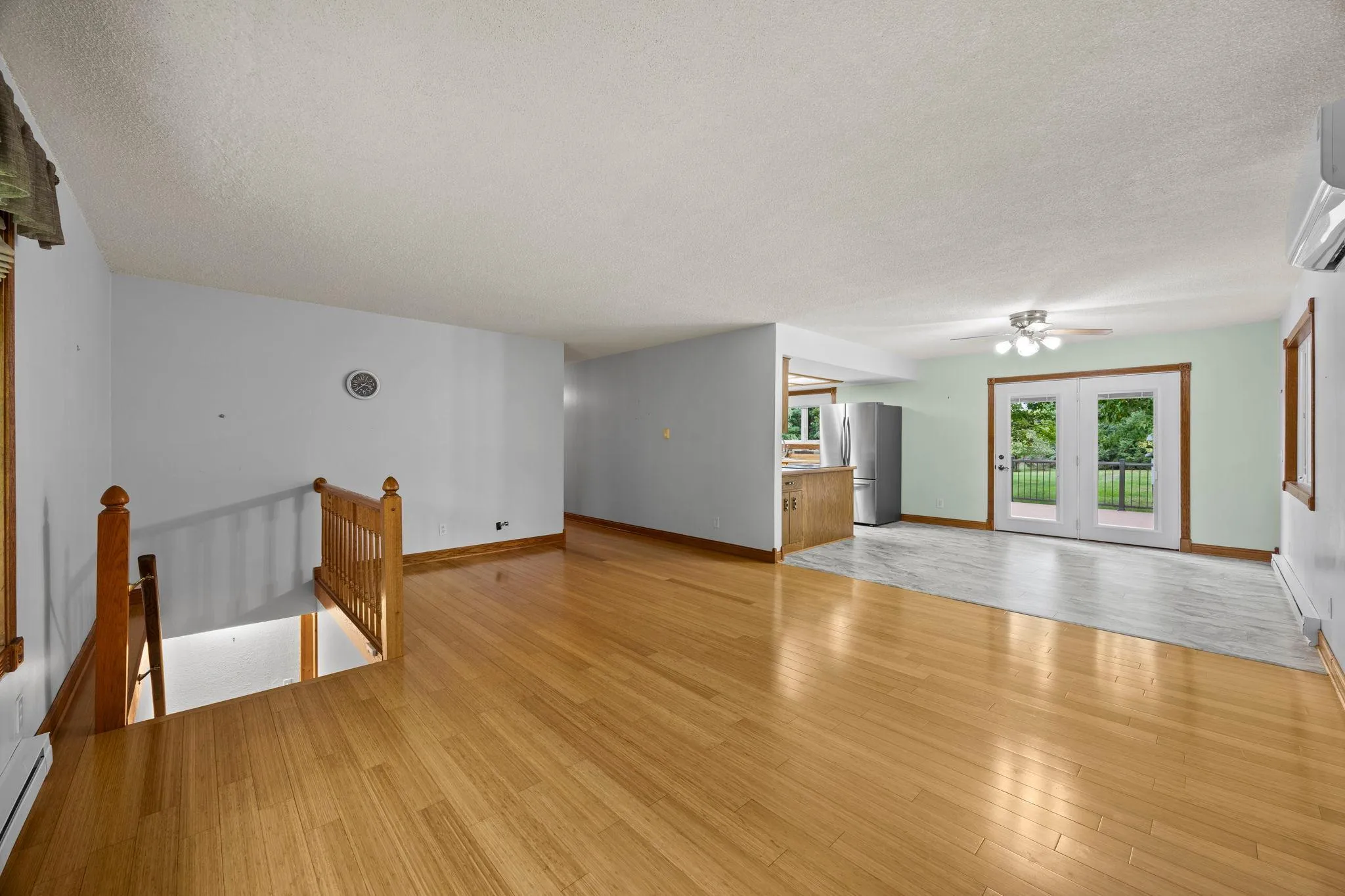 Photo 11 of 29614 Innsbrook Avenue