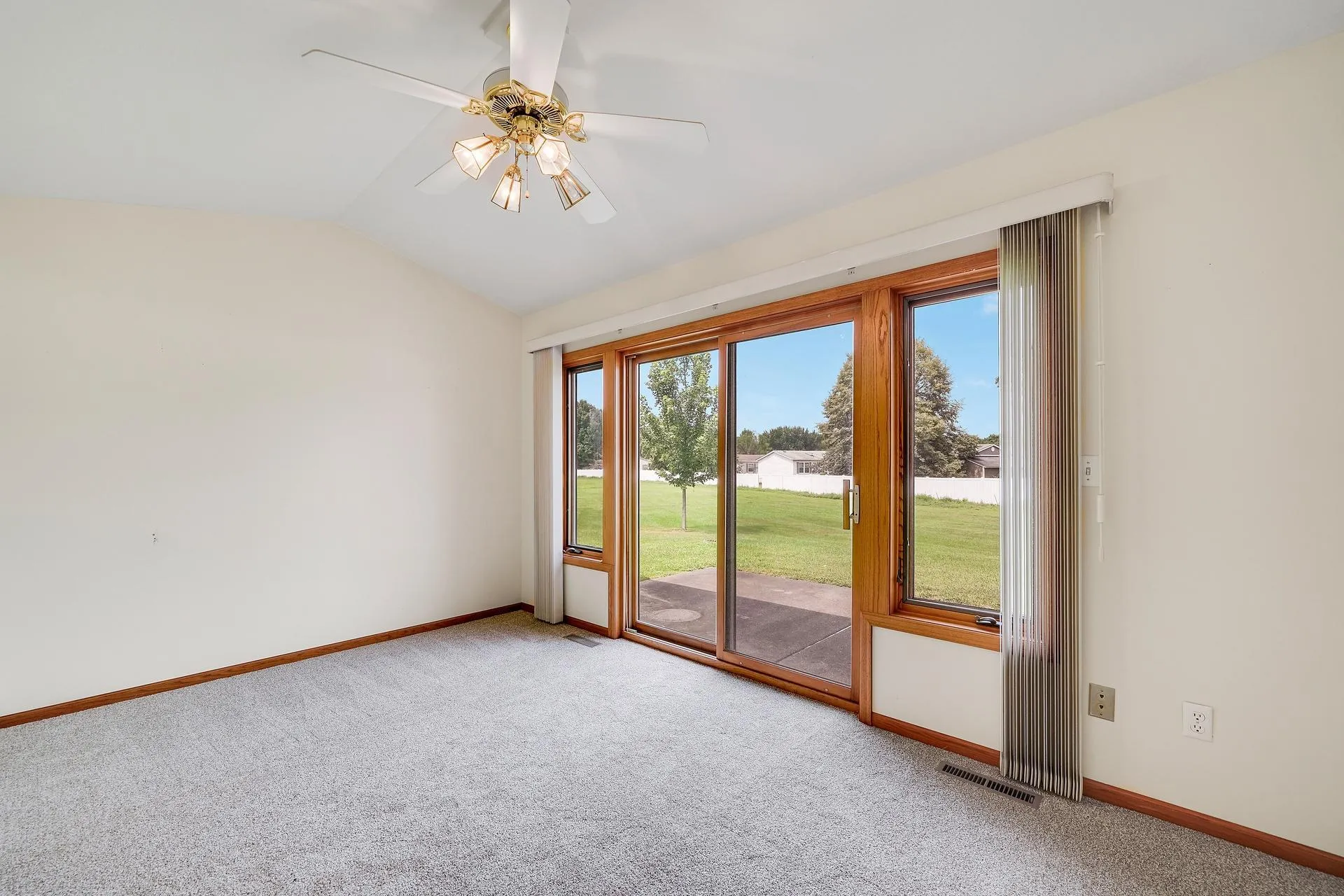 Photo 11 of 241 Tuttle Drive