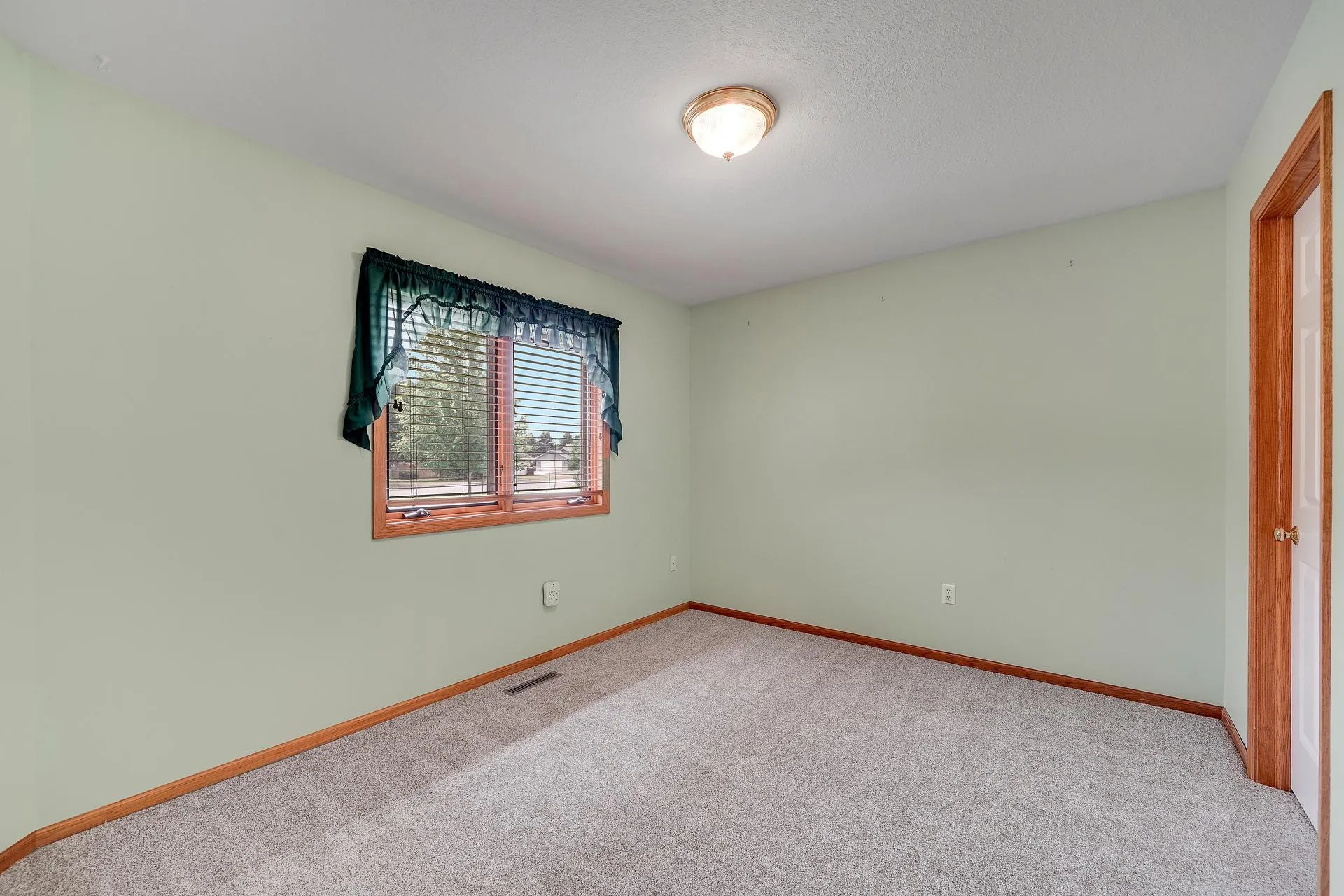Photo 18 of 241 Tuttle Drive