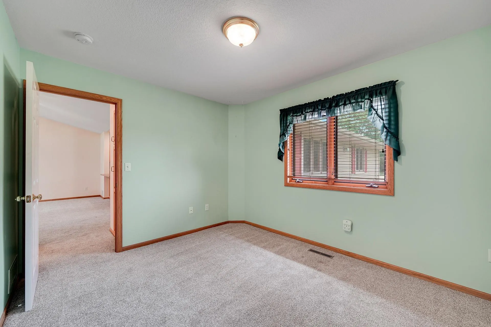 Photo 19 of 241 Tuttle Drive