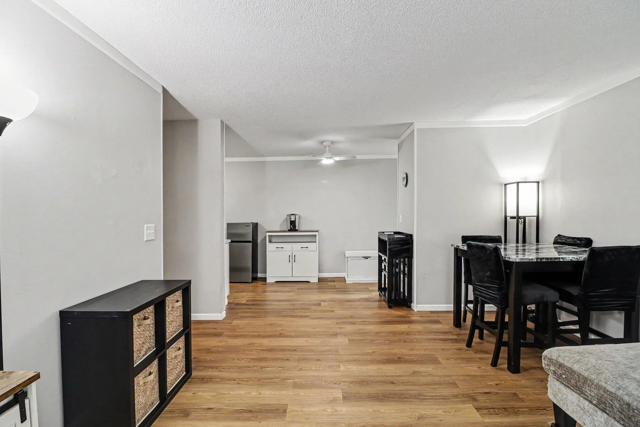 Photo 8 of 2227 Pinehurst Street