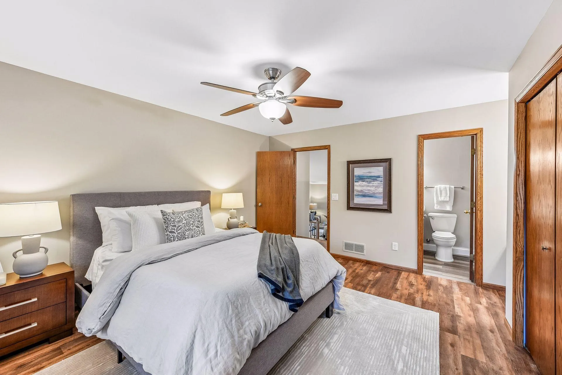 Photo 5 of 3607 Sussex Place