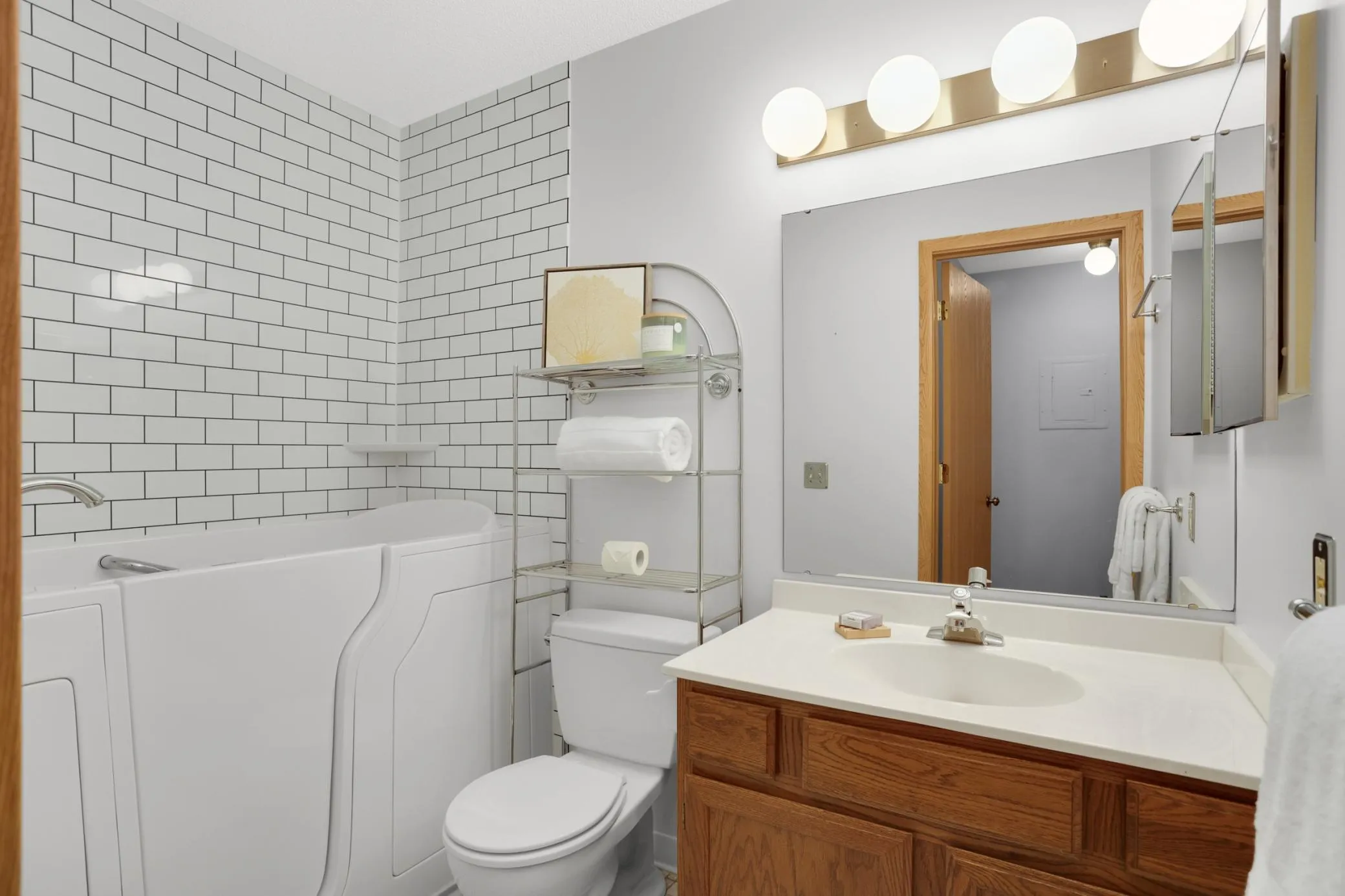Photo 11 of 1011 41st Ne Avenue Unit 319