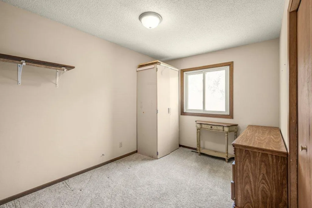 Photo 10 of 1808 W River Street
