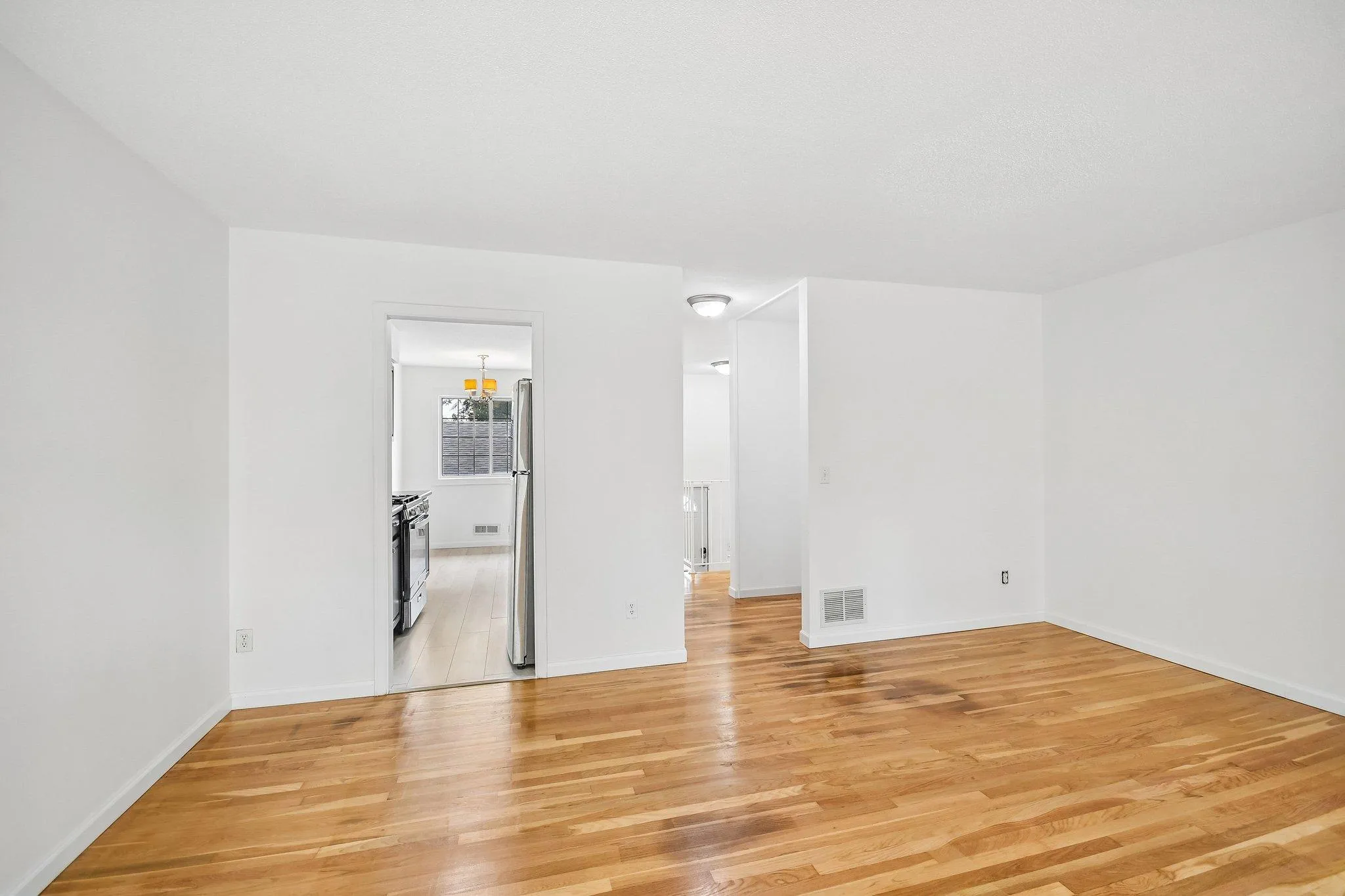Photo 7 of 12125 Drake Nw Street