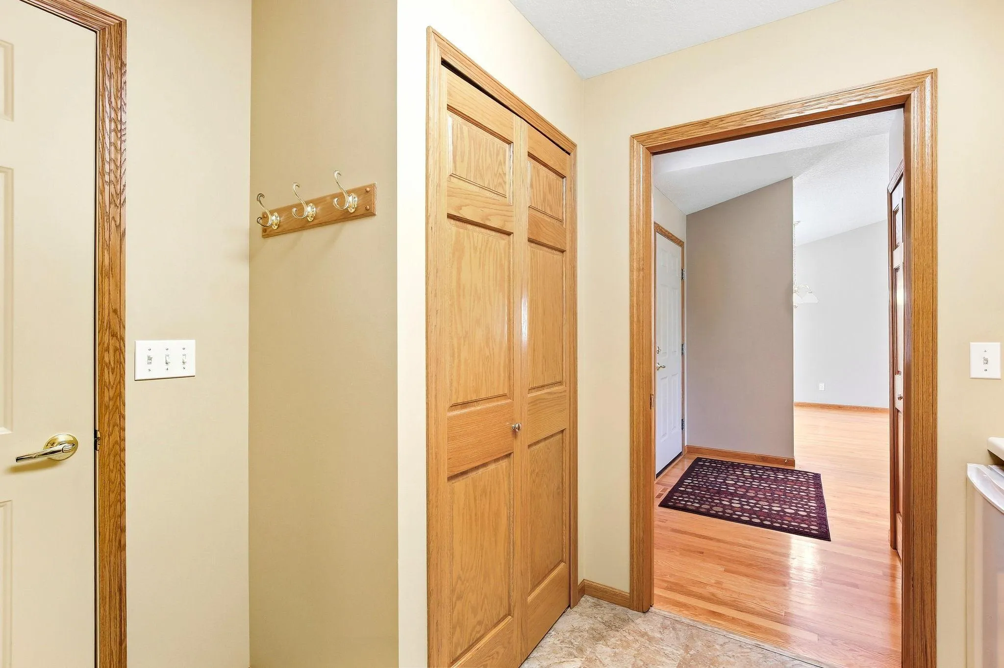 Photo 5 of 1724 Carleton Drive