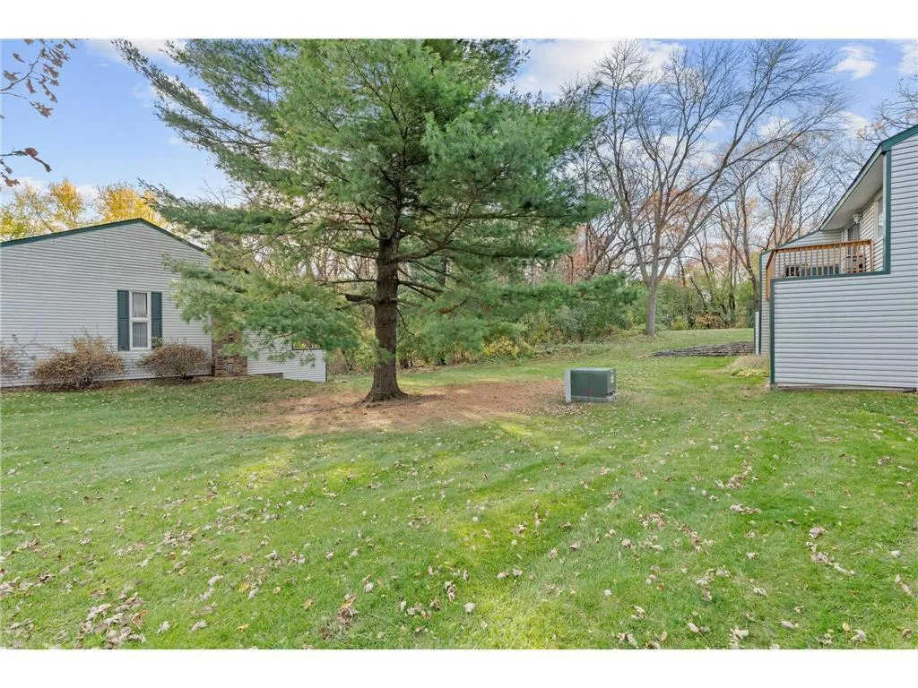 Photo 26 of 13573 Everton Avenue