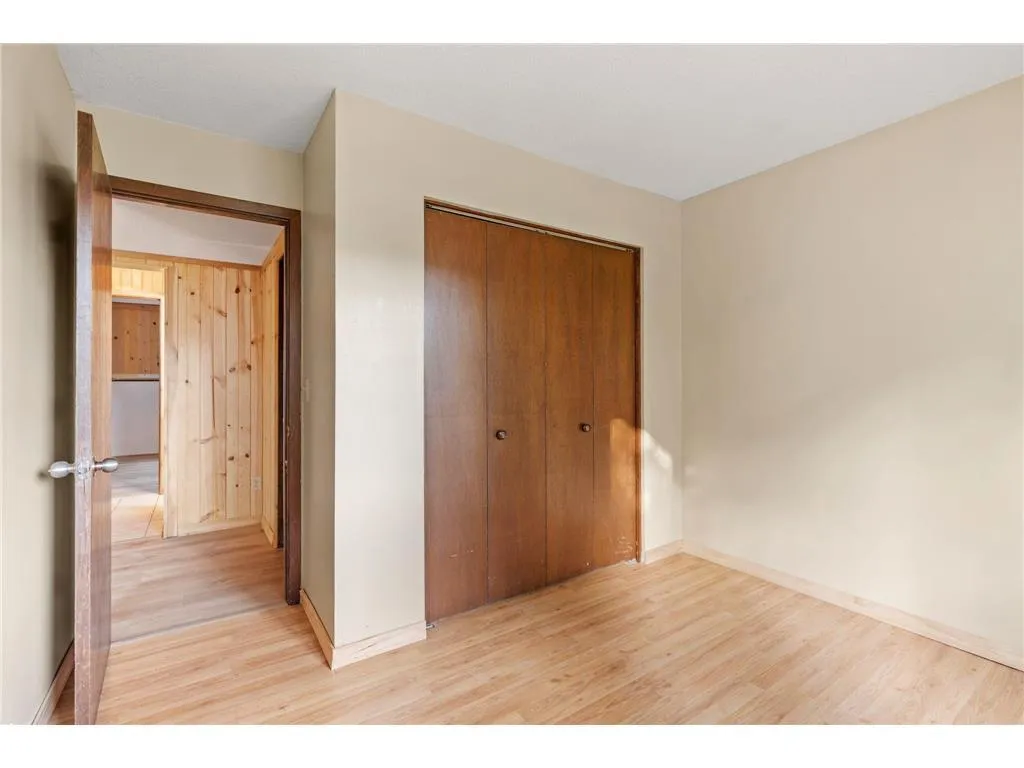 Photo 20 of 13573 Everton Avenue