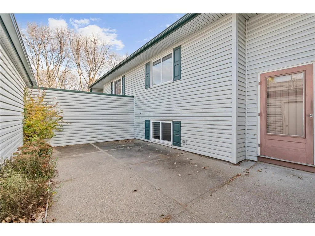 Photo 27 of 13573 Everton Avenue