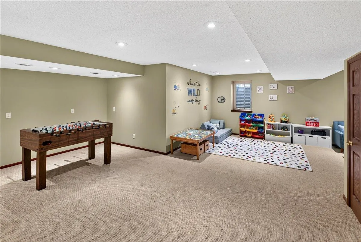 Photo 52 of 2398 Hunter Drive