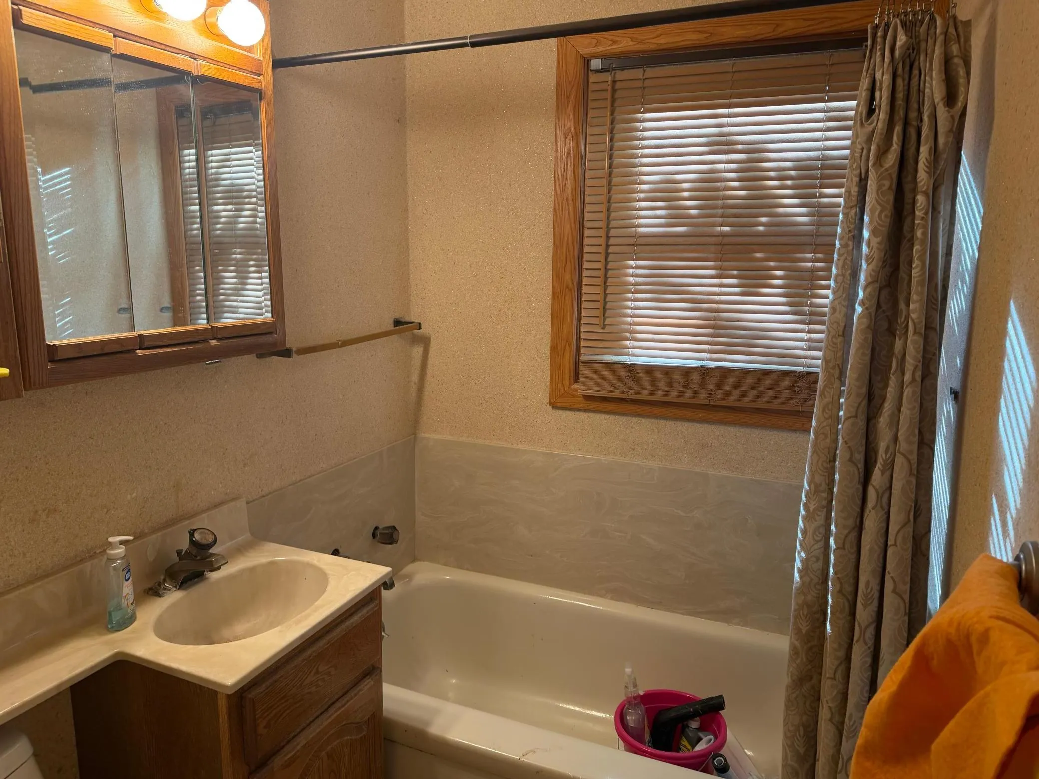 Photo 7 of 2205 Brookview Drive