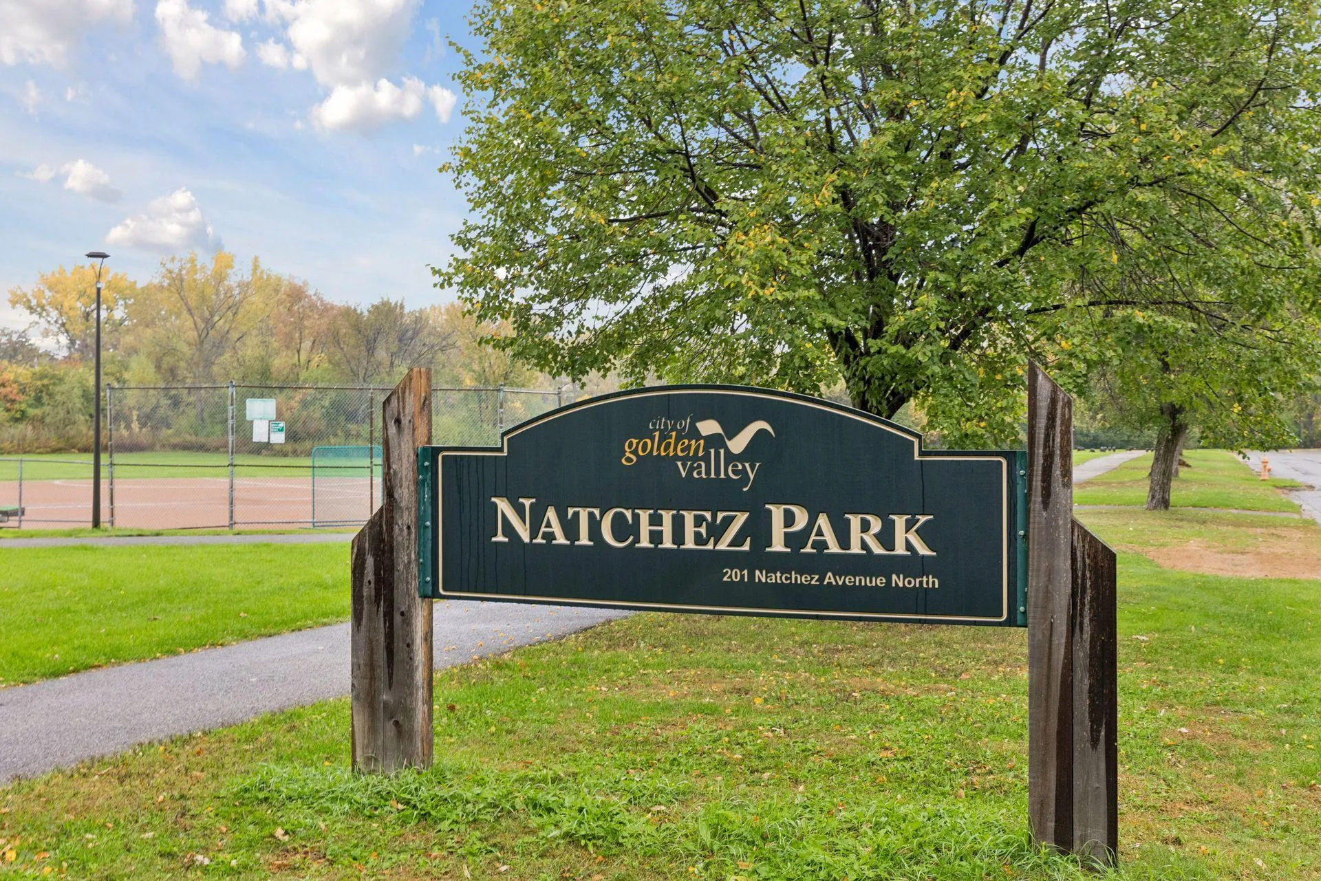 Photo 24 of 124 Natchez N Avenue