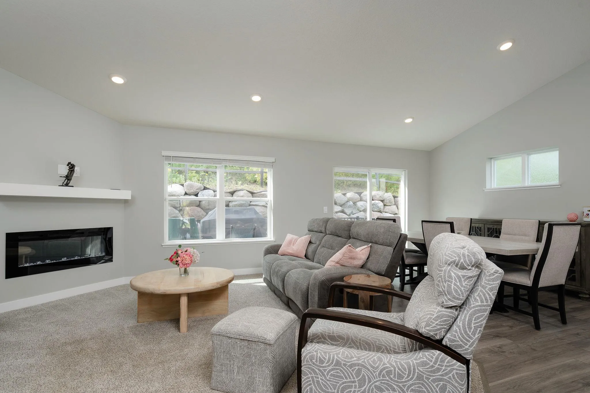 Photo 4 of 14477 Fernbrook N Lane