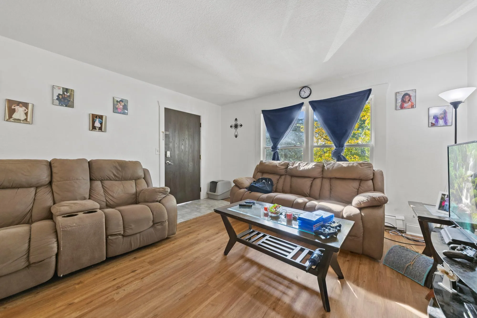 Photo 9 of 3813 Restwood Road