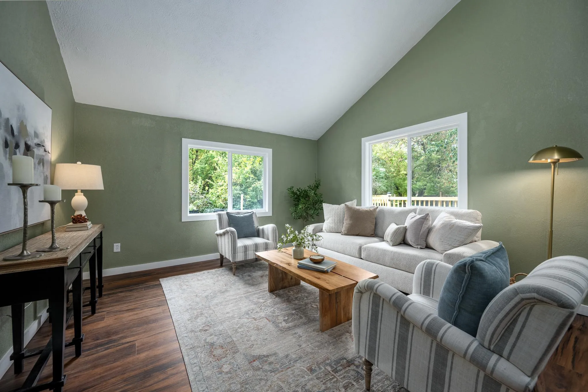 Photo 9 of 29860 Lofton Avenue